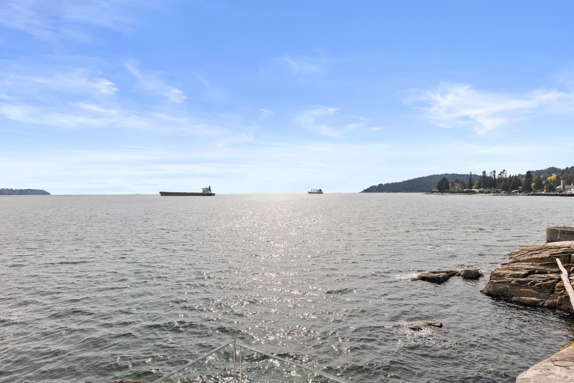  3906 Marine Drive - MLS&reg; # R3106810