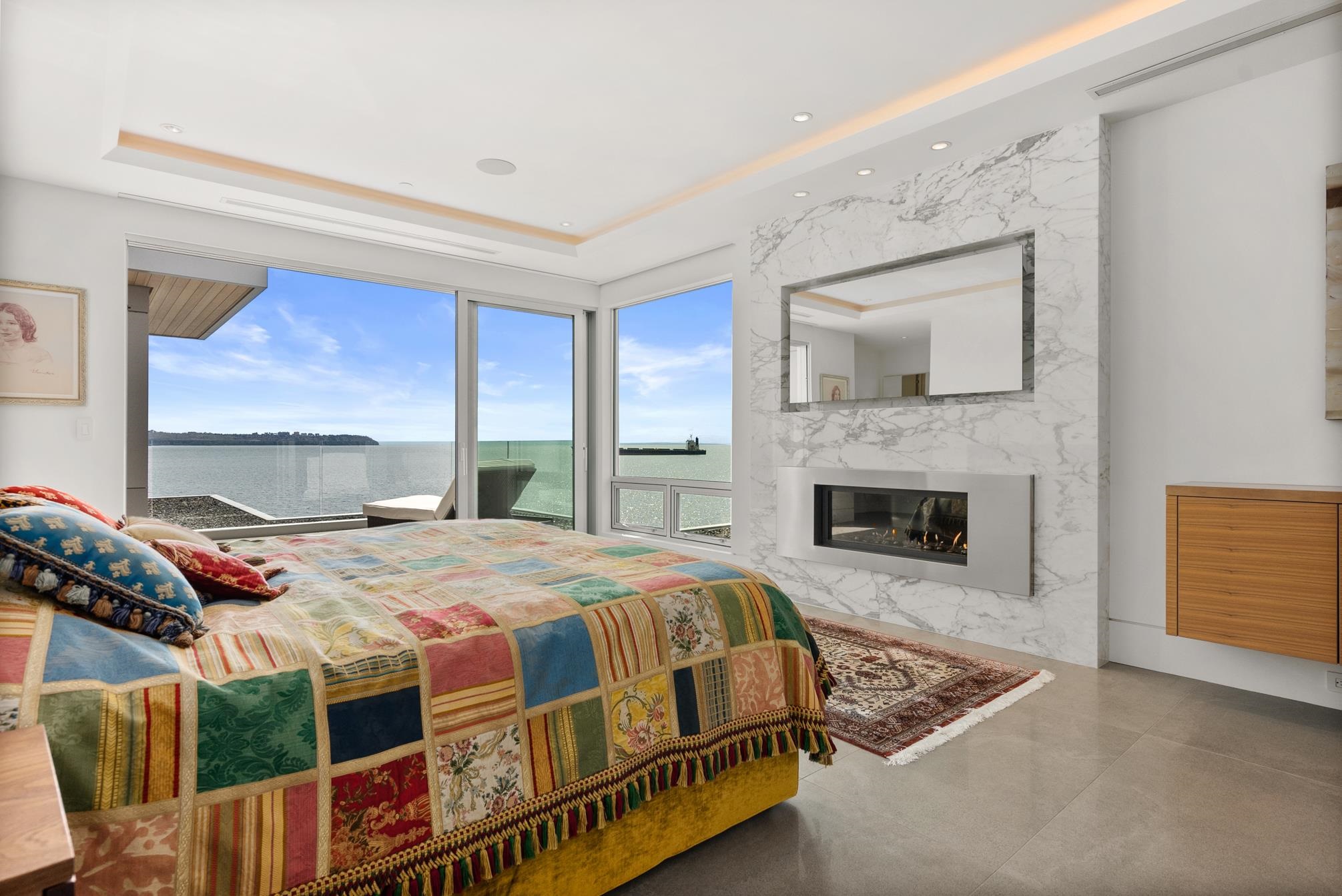  3906 Marine Drive - MLS&reg; # R3106810