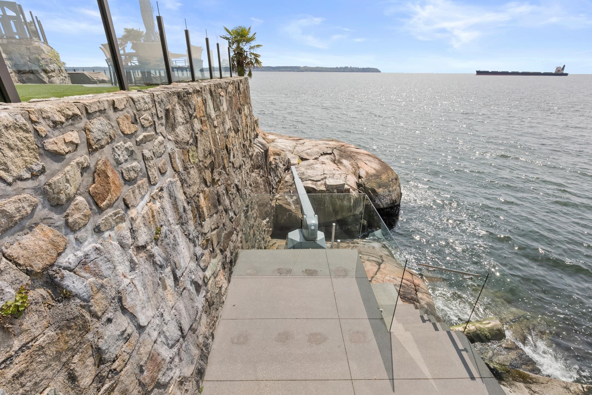  3906 Marine Drive - MLS&reg; # R3106810