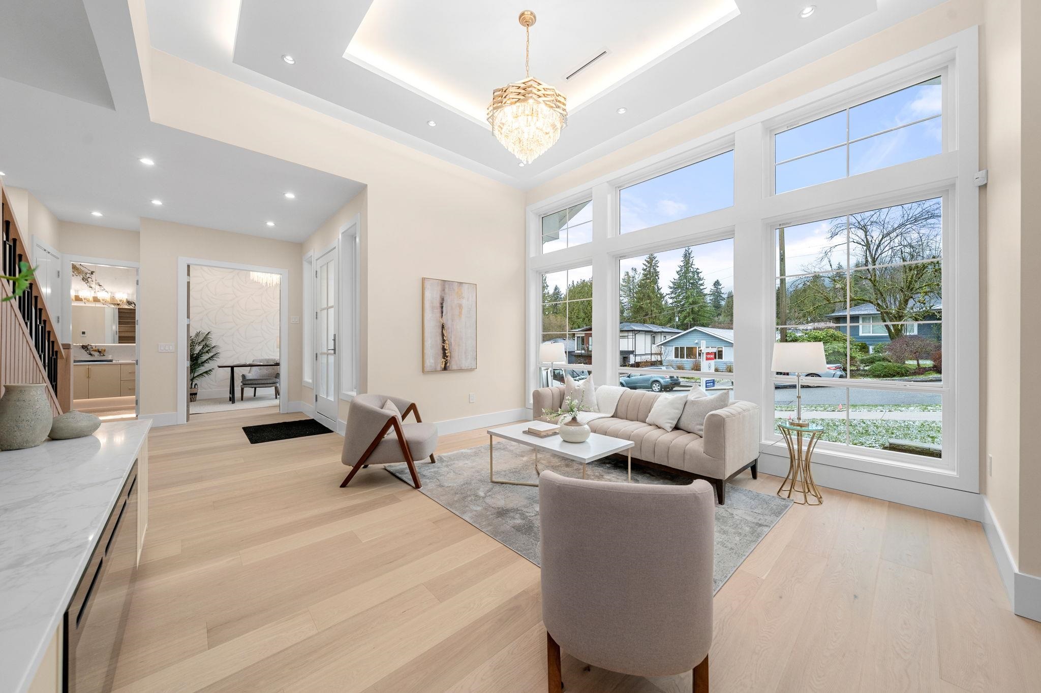  361 22nd Street - MLS&reg; # R3108347