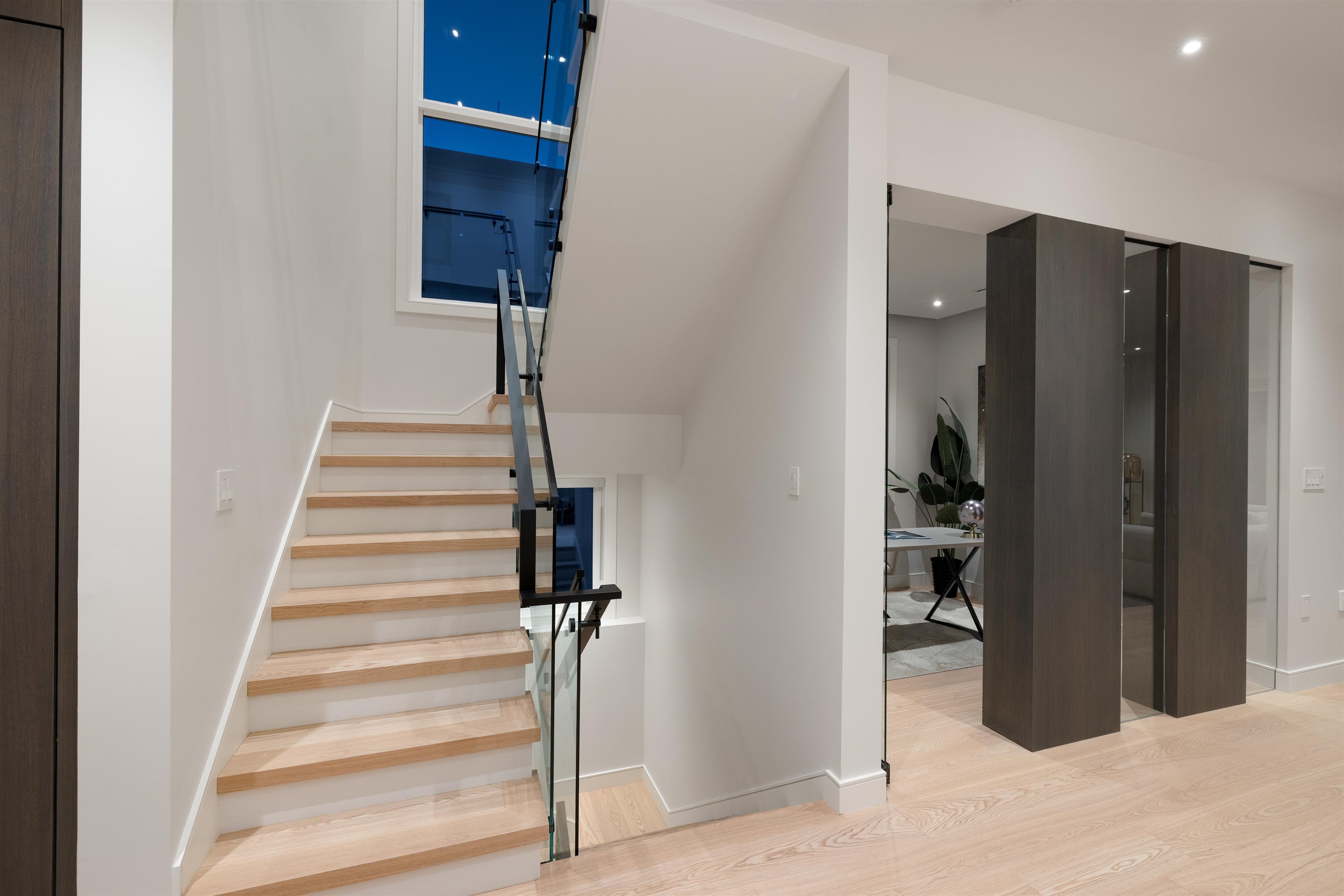  838 14th Street - MLS&reg; # R3110998