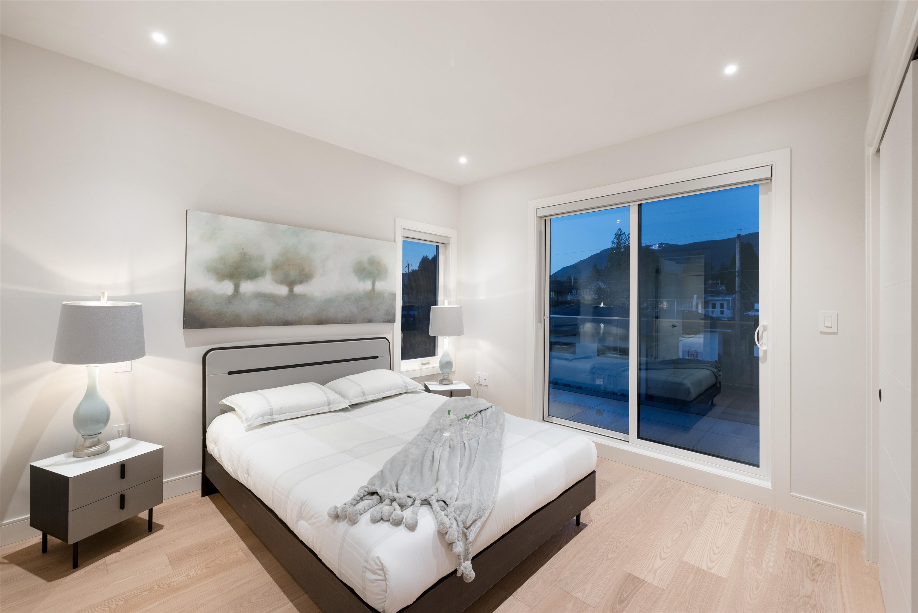  838 14th Street - MLS&reg; # R3110998