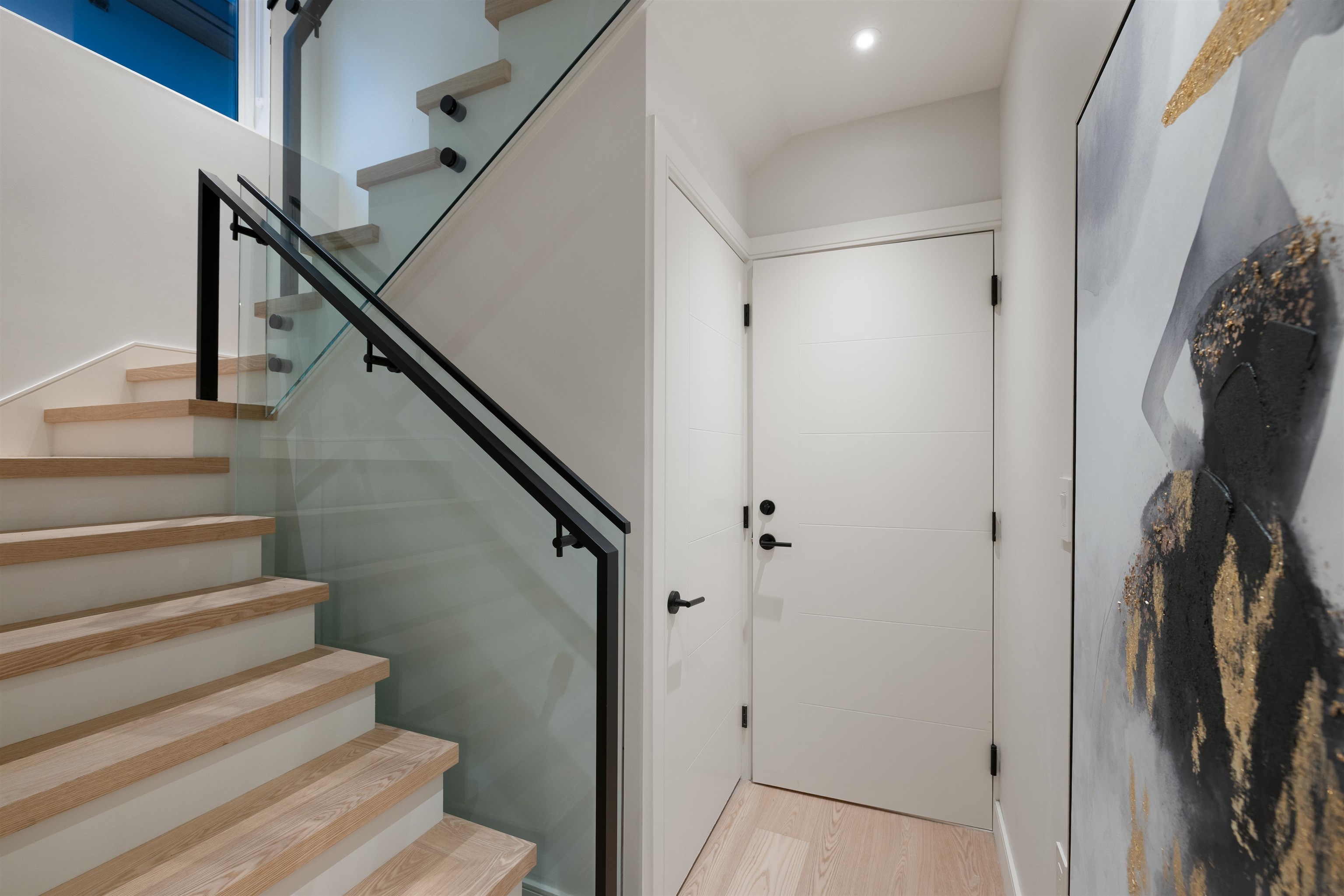  838 14th Street - MLS&reg; # R3110998