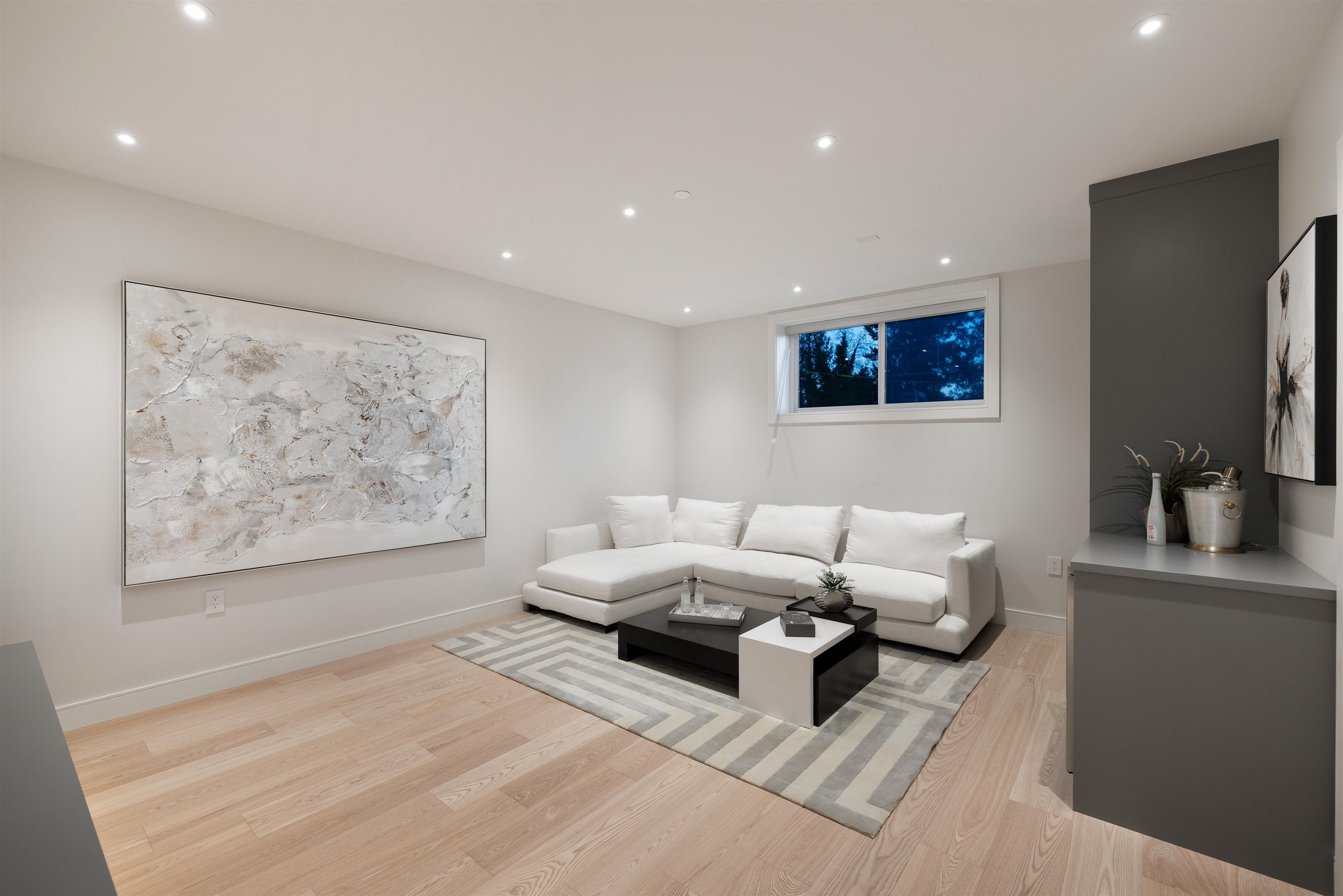  838 14th Street - MLS&reg; # R3110998