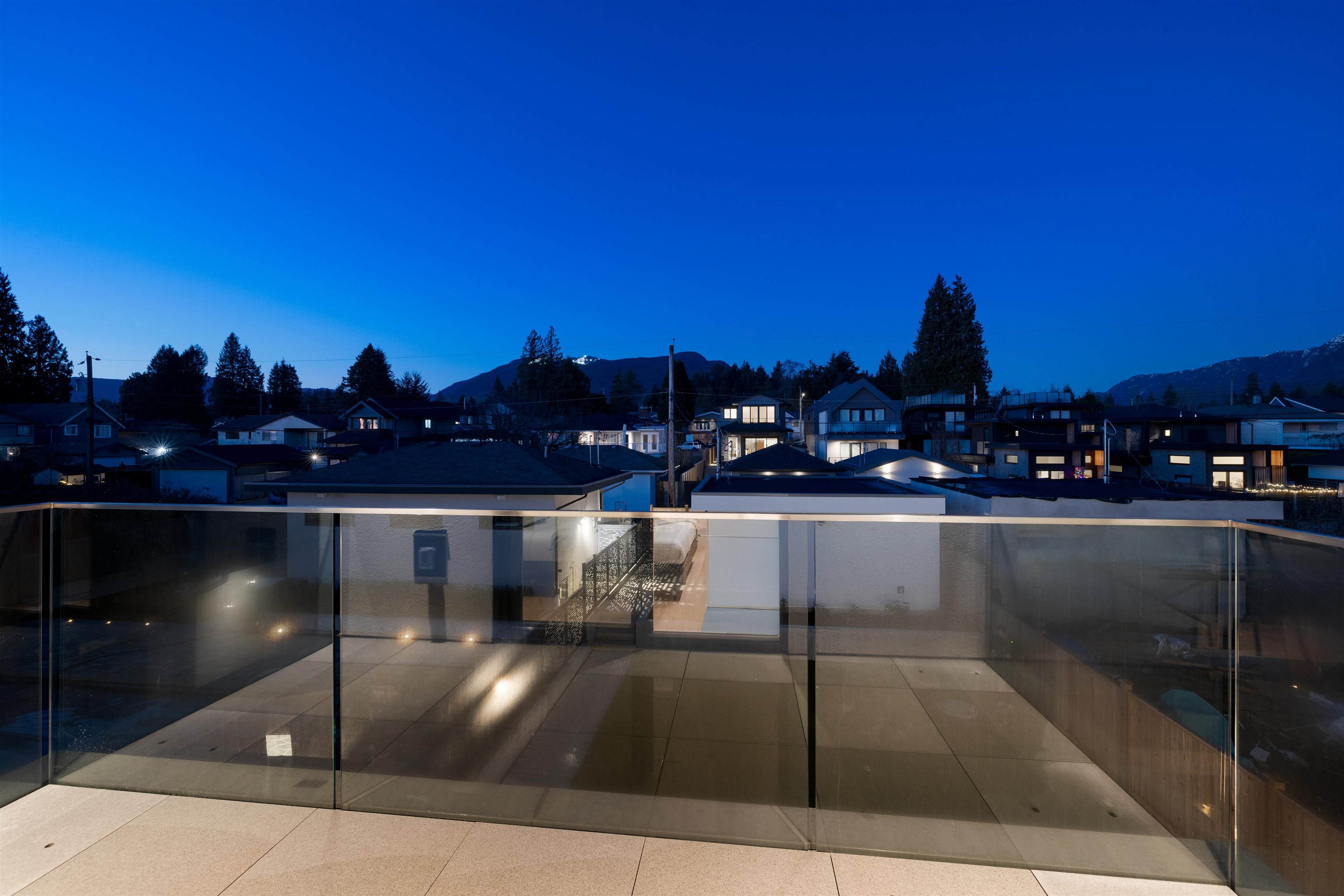  838 14th Street - MLS&reg; # R3110998