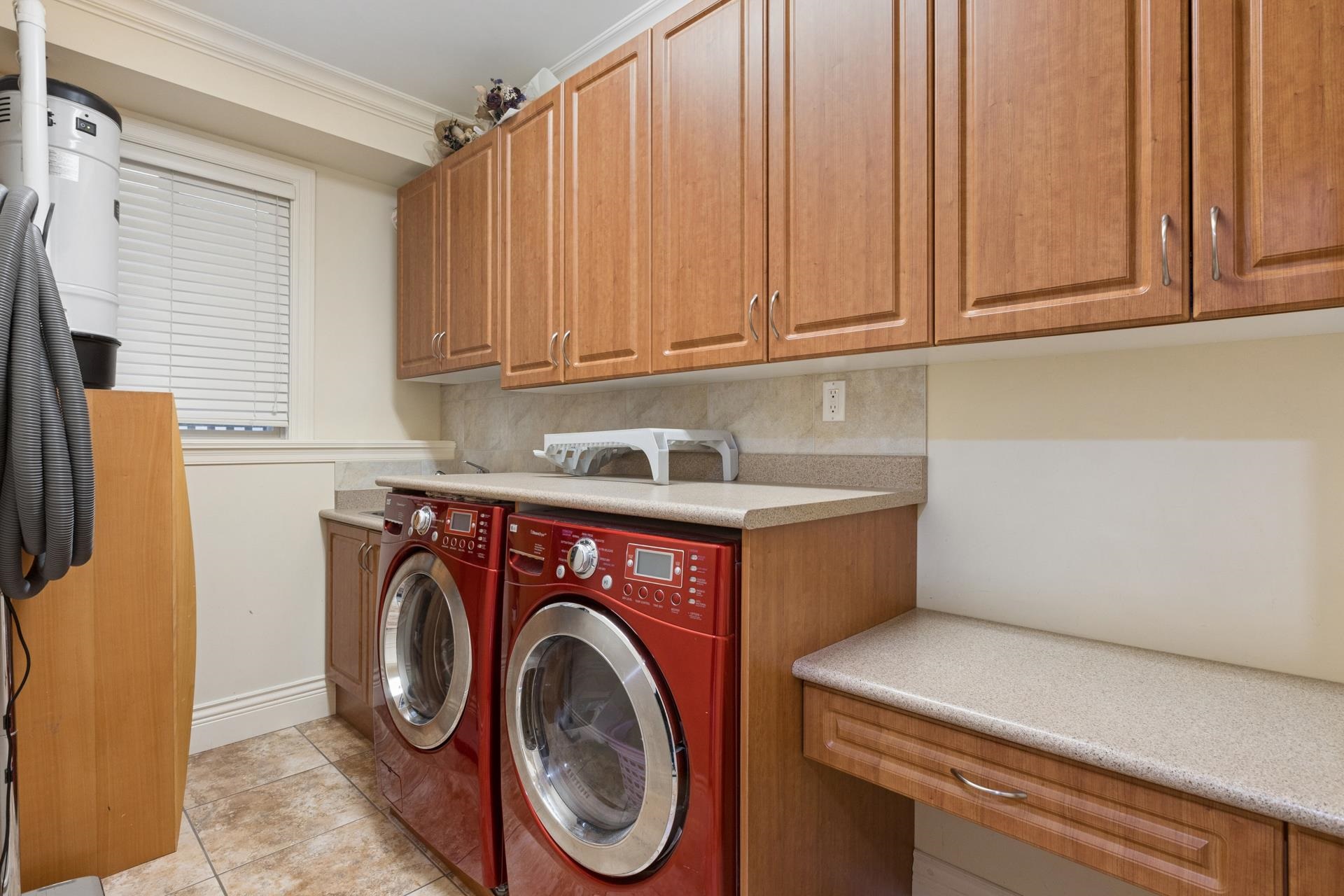  418 13th Street - MLS&reg; # R3112124