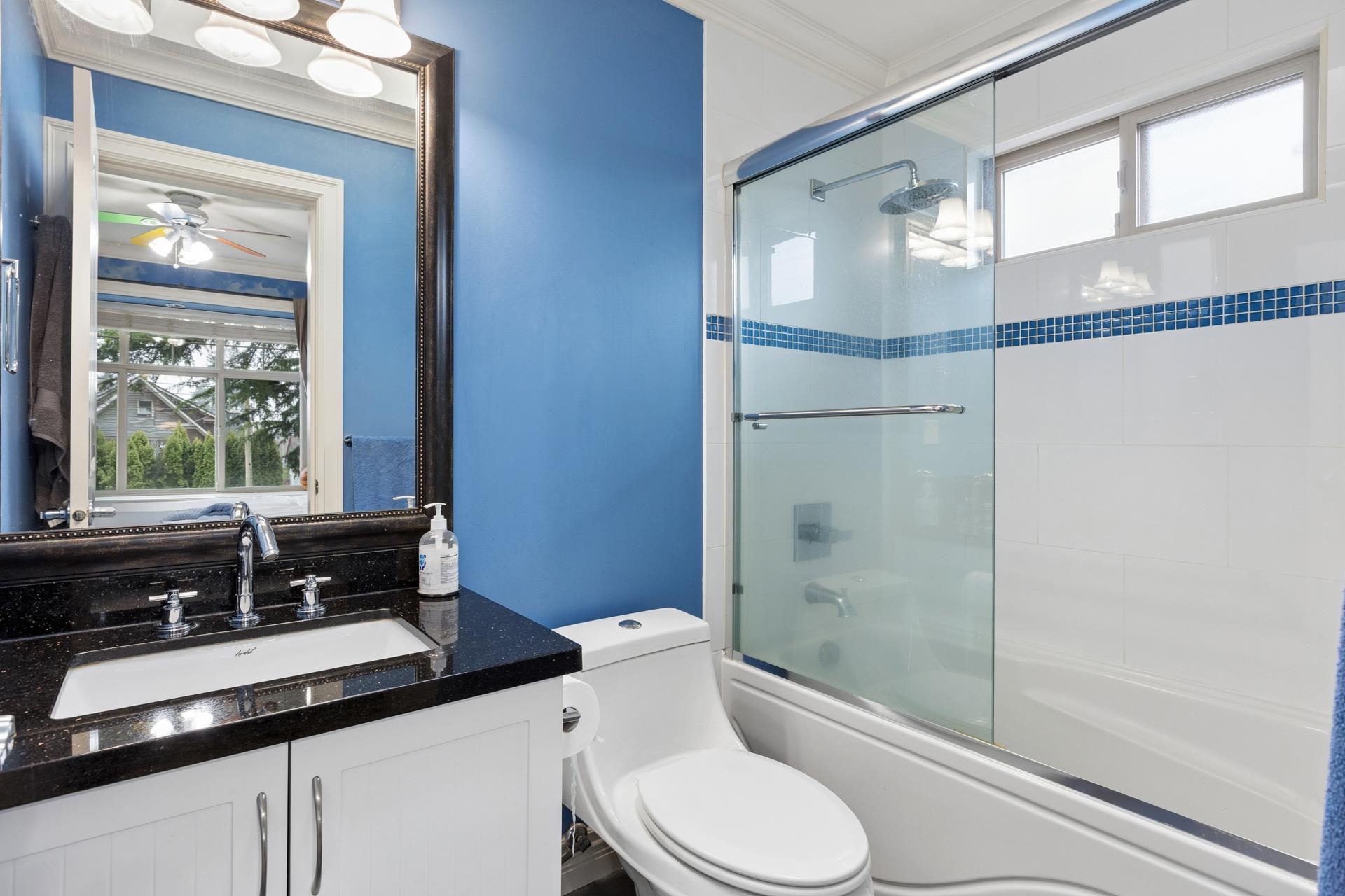 418 13th Street - MLS&reg; # R3112124