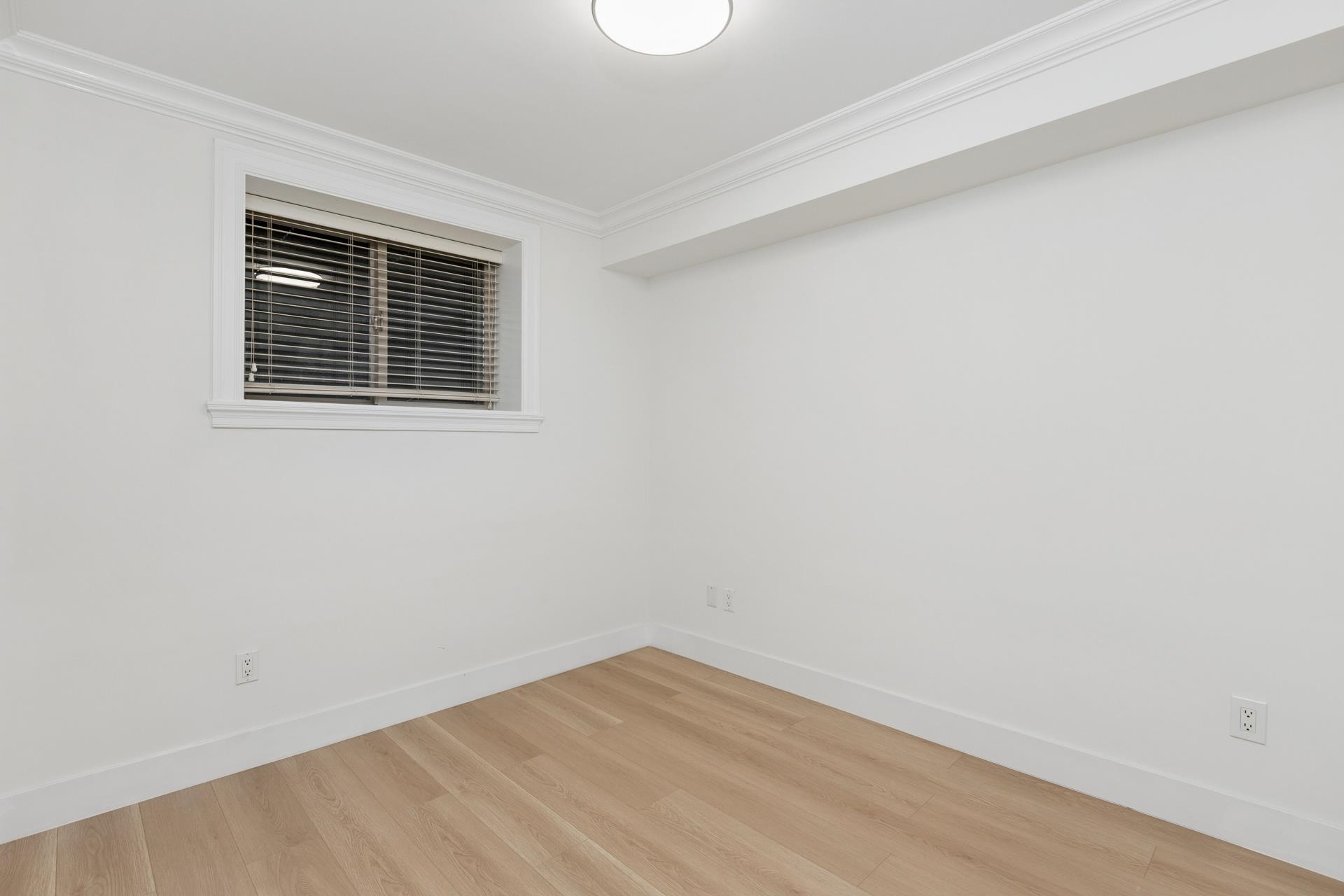  418 13th Street - MLS&reg; # R3112124