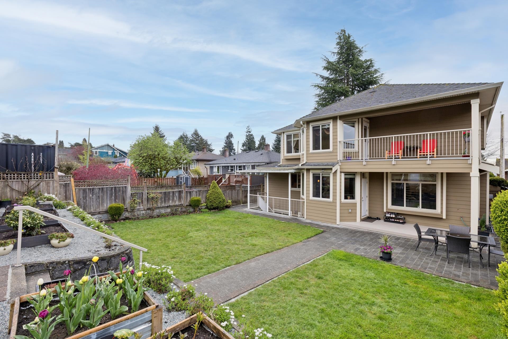  418 13th Street - MLS&reg; # R3112124