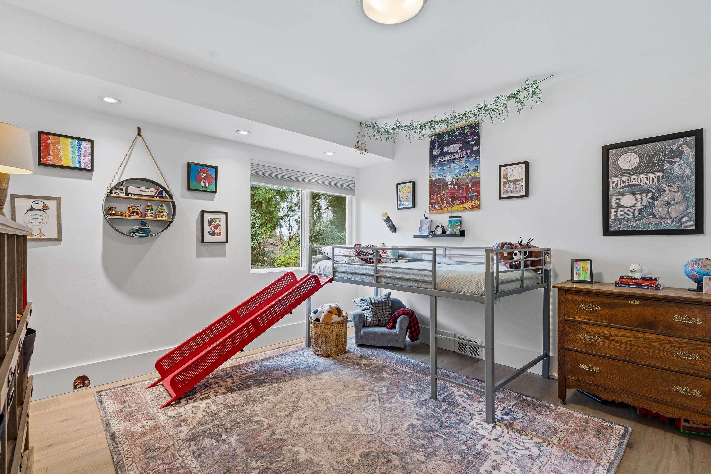  1335 Ridgewood Drive - MLS&reg; # R3113138