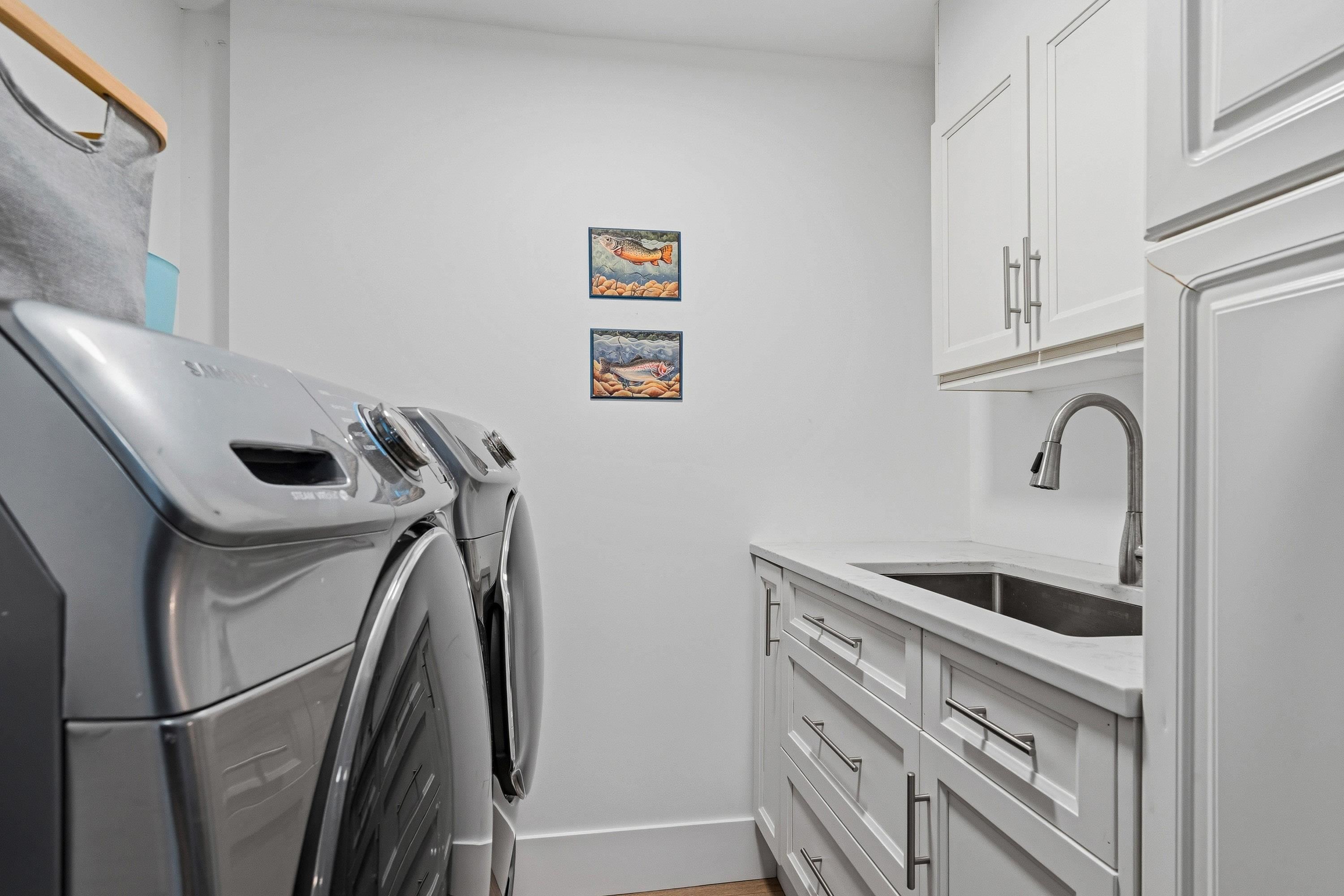  1335 Ridgewood Drive - MLS&reg; # R3113138