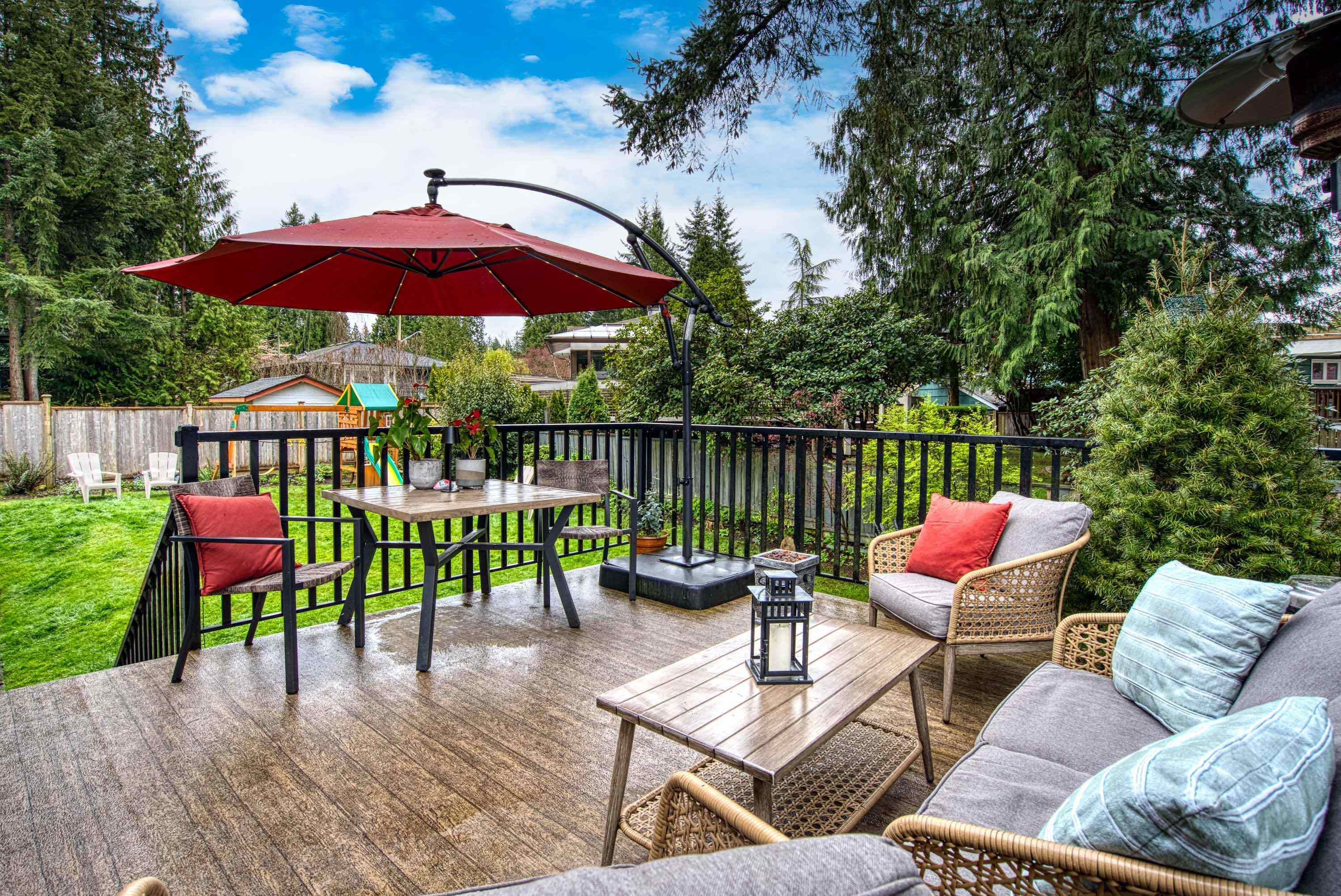  1335 Ridgewood Drive - MLS&reg; # R3113138
