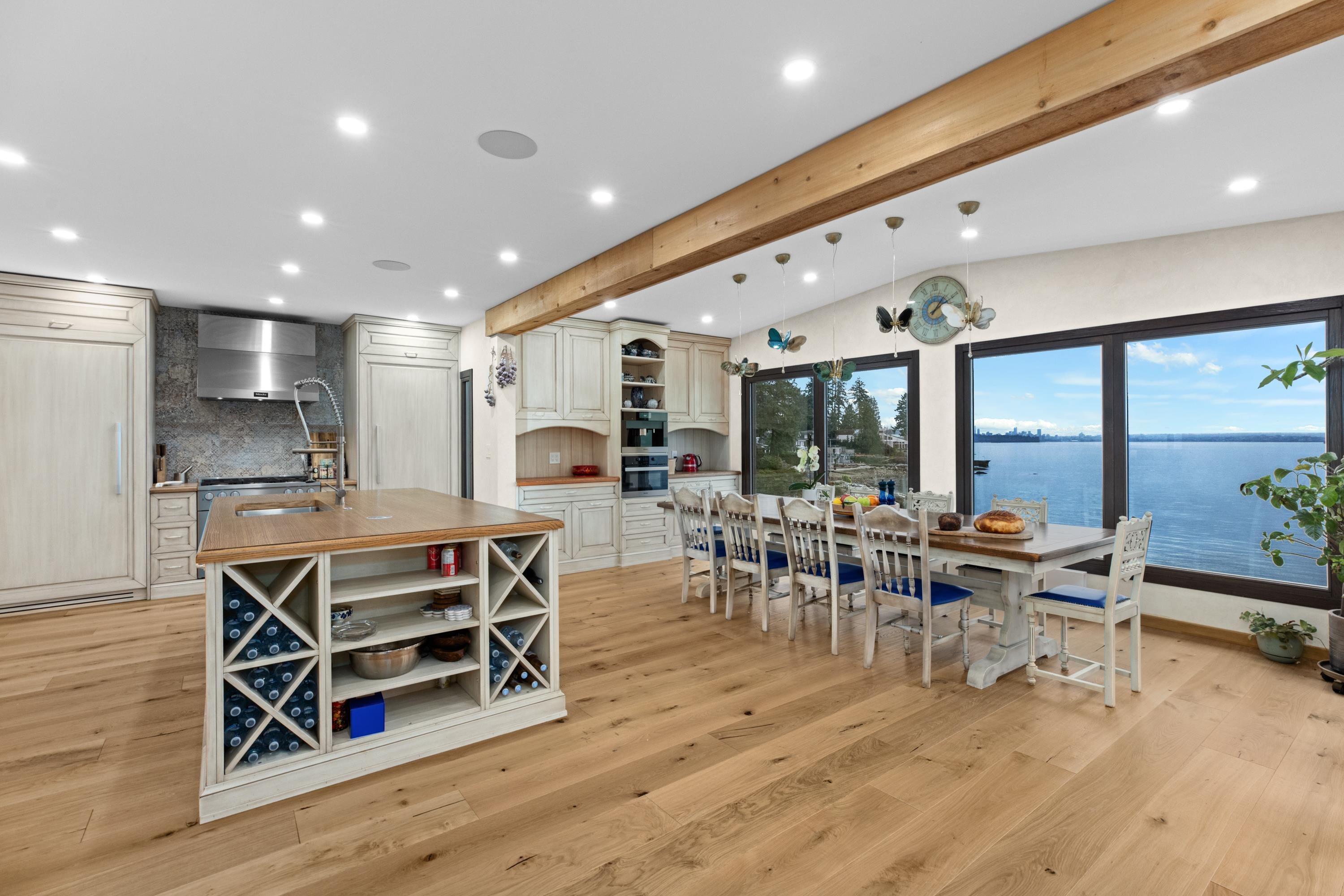  3298 Radcliffe Avenue - MLS&reg; # R3114958