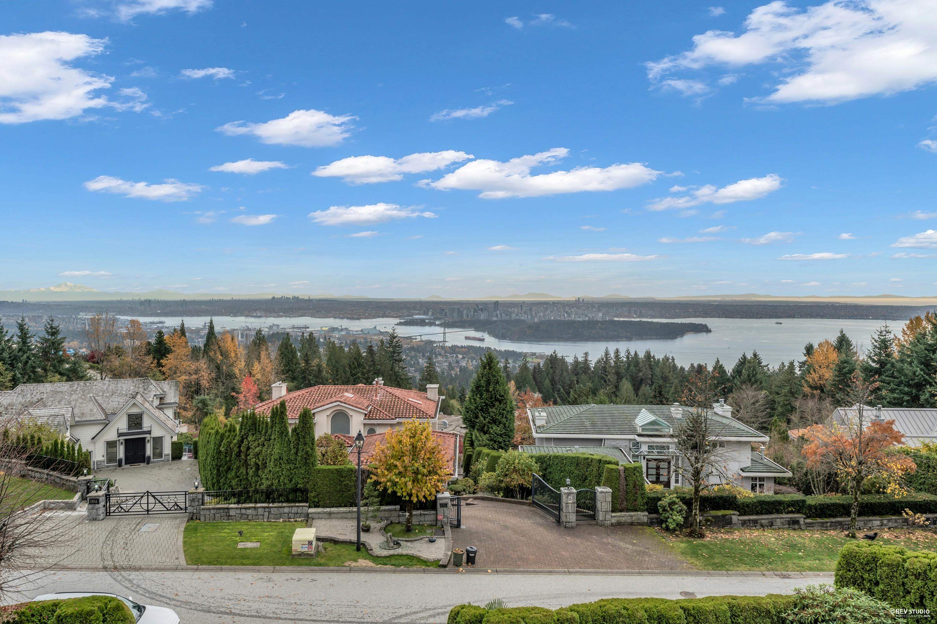  1525 Errigal Place - MLS&reg; # R3115117