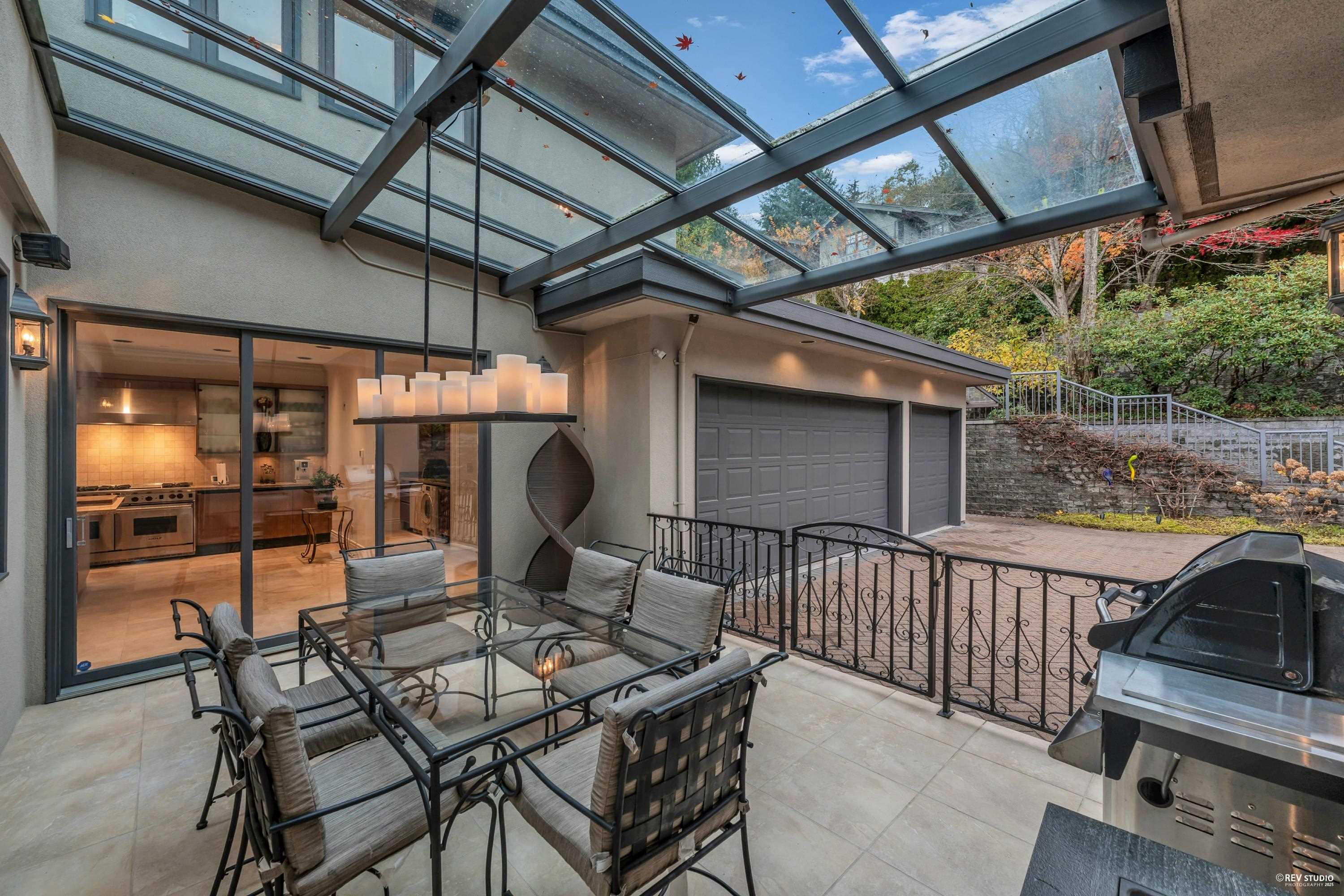  1525 Errigal Place - MLS&reg; # R3115117