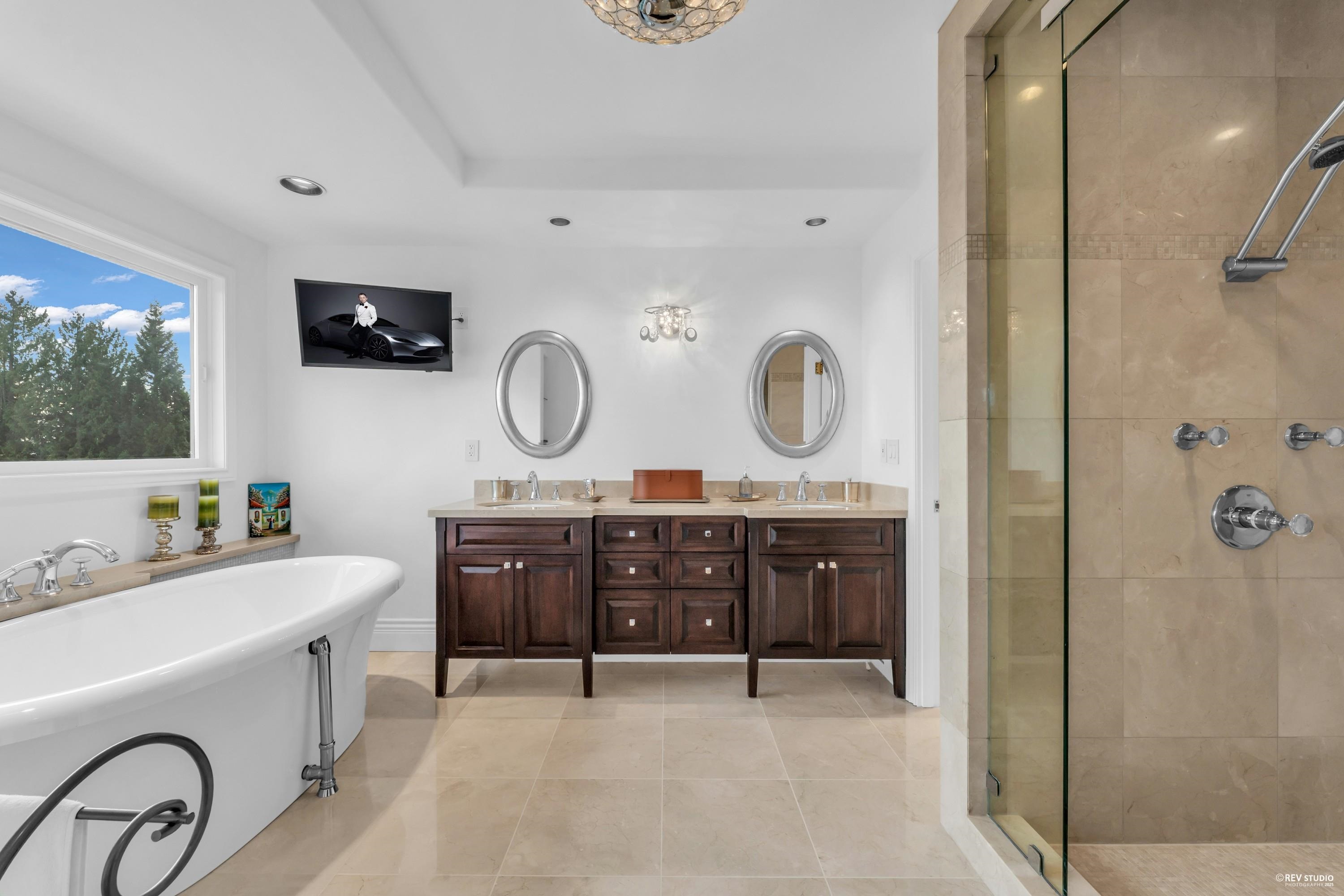  1525 Errigal Place - MLS&reg; # R3115117