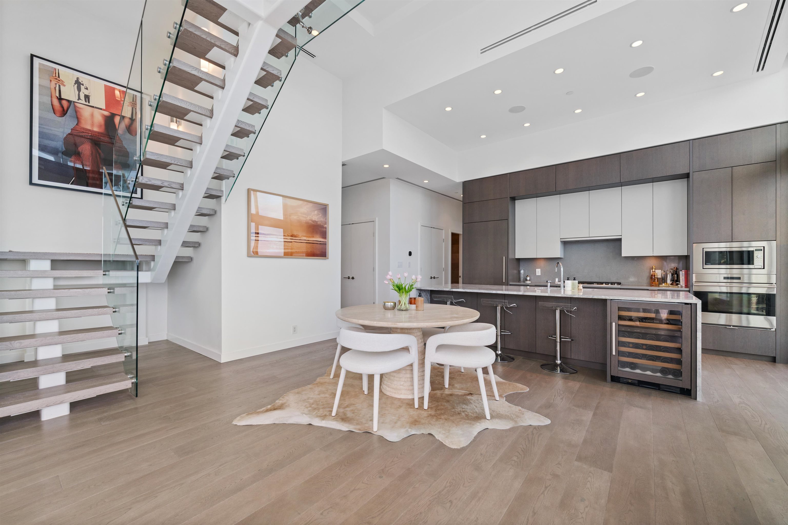 2403 125 14th Street - MLS&reg; # R3116503