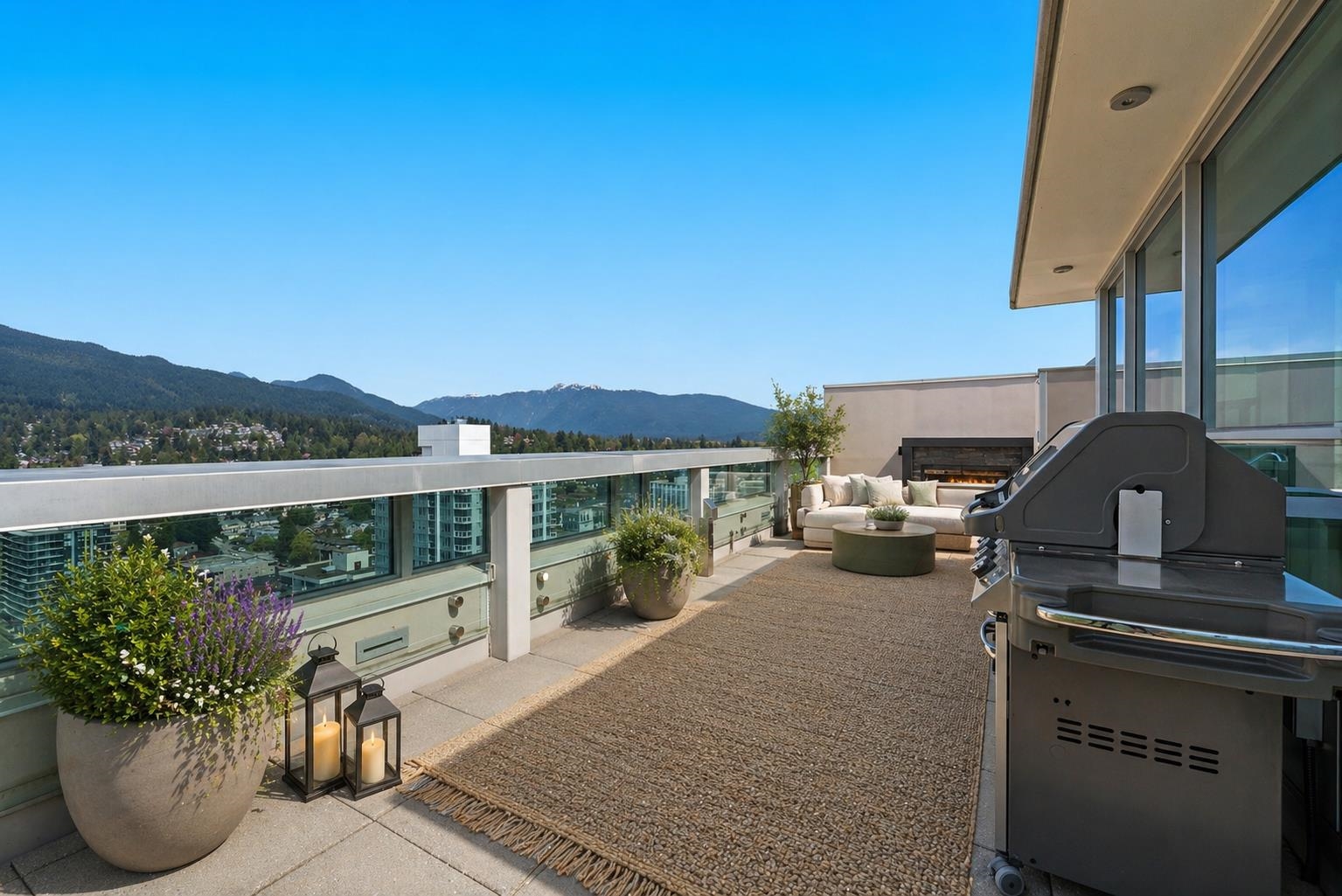 2403 125 14th Street - MLS&reg; # R3116503
