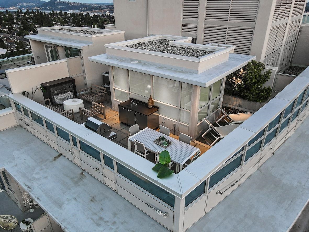 2403 125 14th Street - MLS&reg; # R3116503