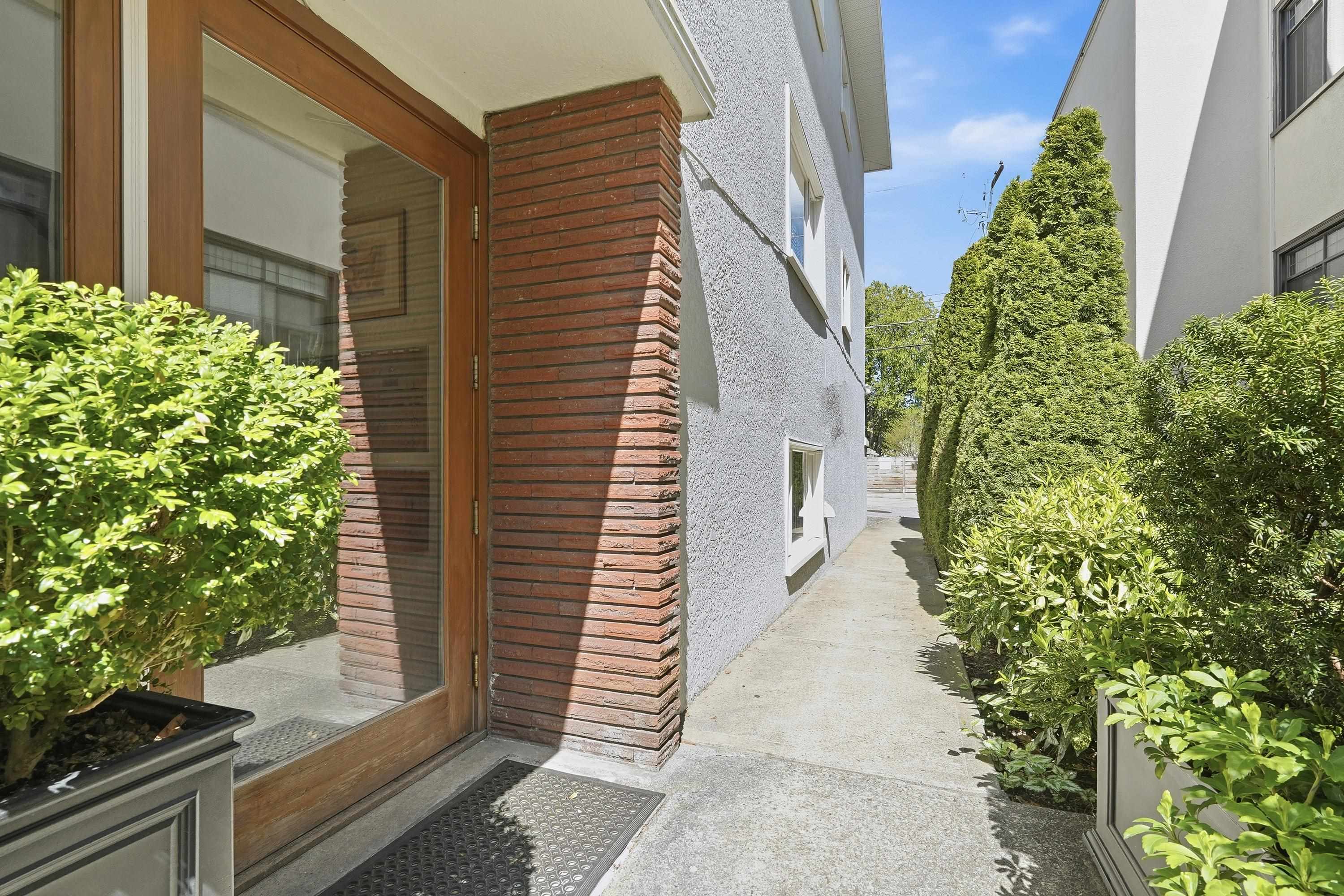 8 2255 40th Avenue - MLS&reg; # R3116928