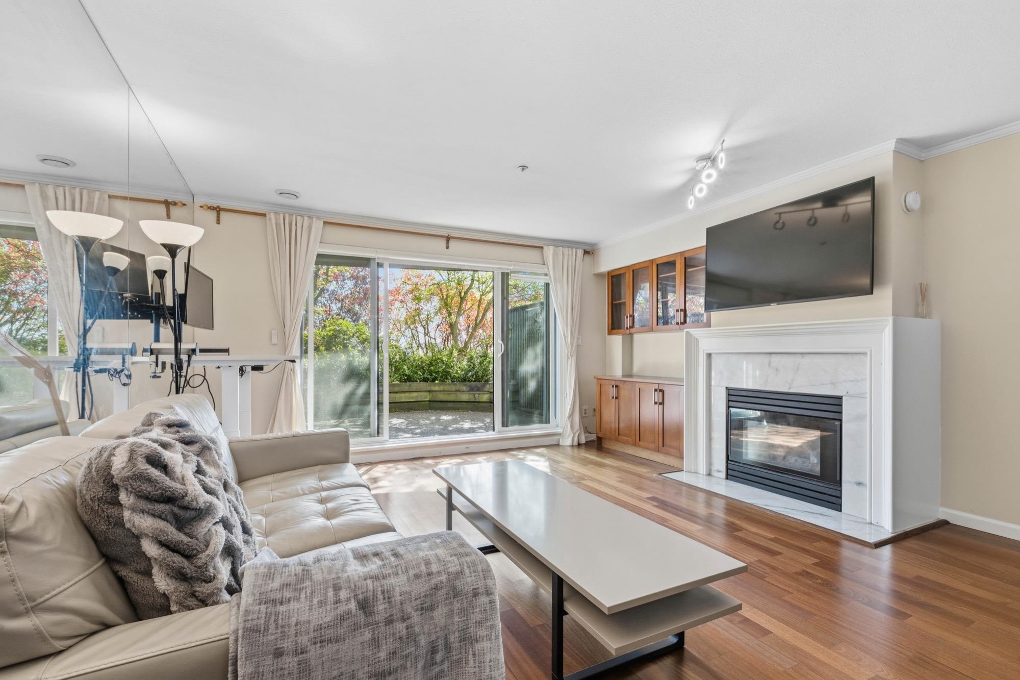 3 2150 Marine Drive - MLS&reg; # R3117097