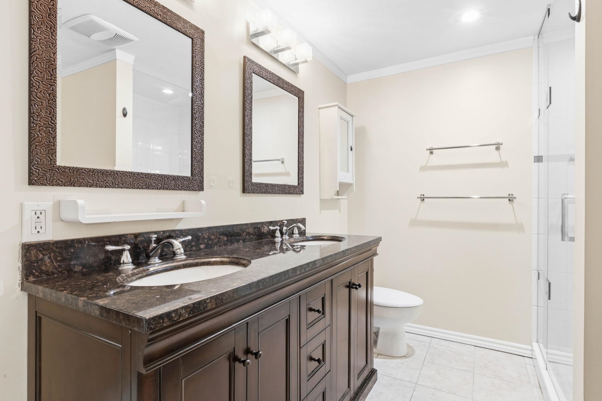 3 2150 Marine Drive - MLS&reg; # R3117097