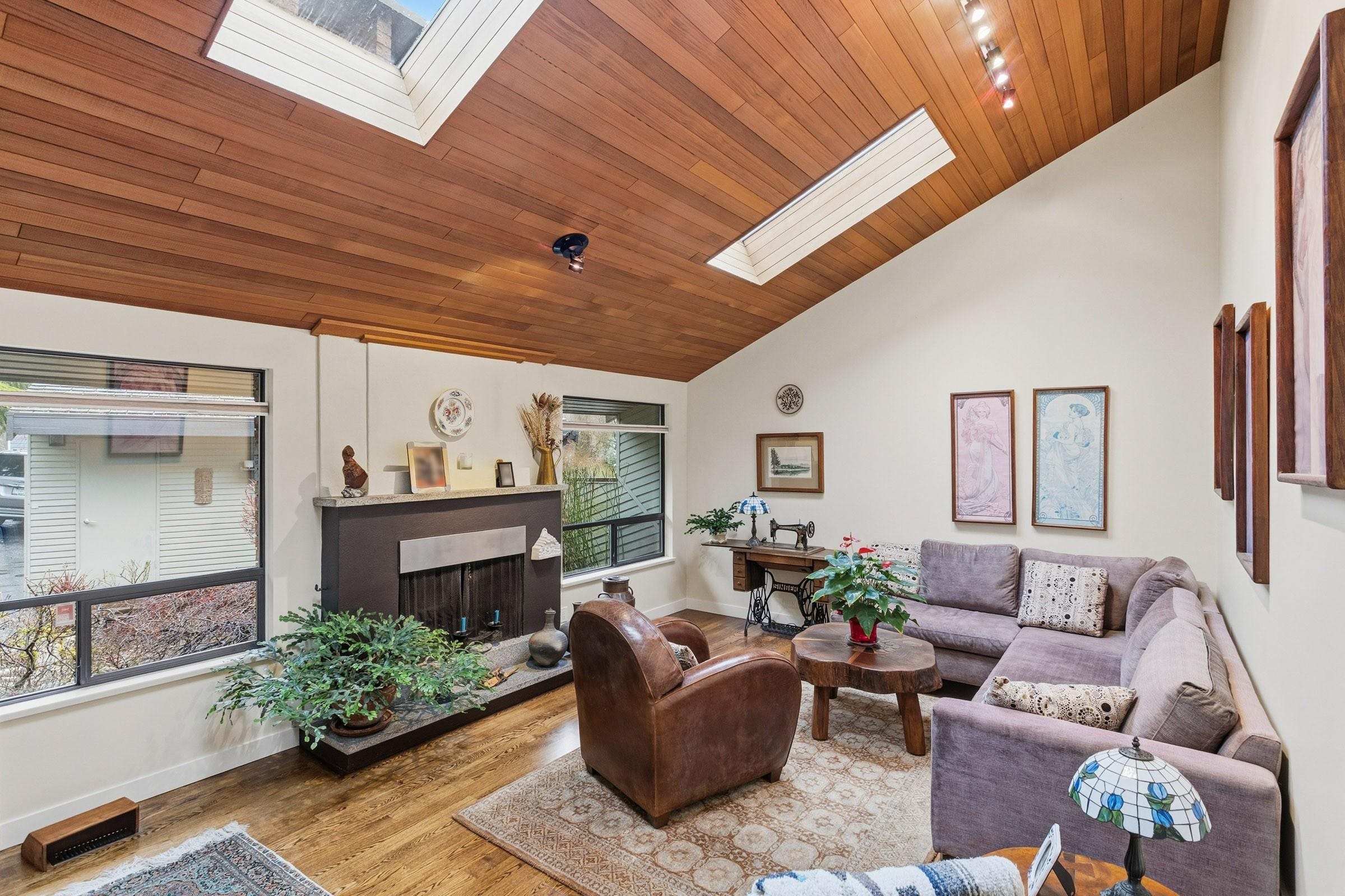  5639 White Pine Lane - MLS&reg; # R3119776