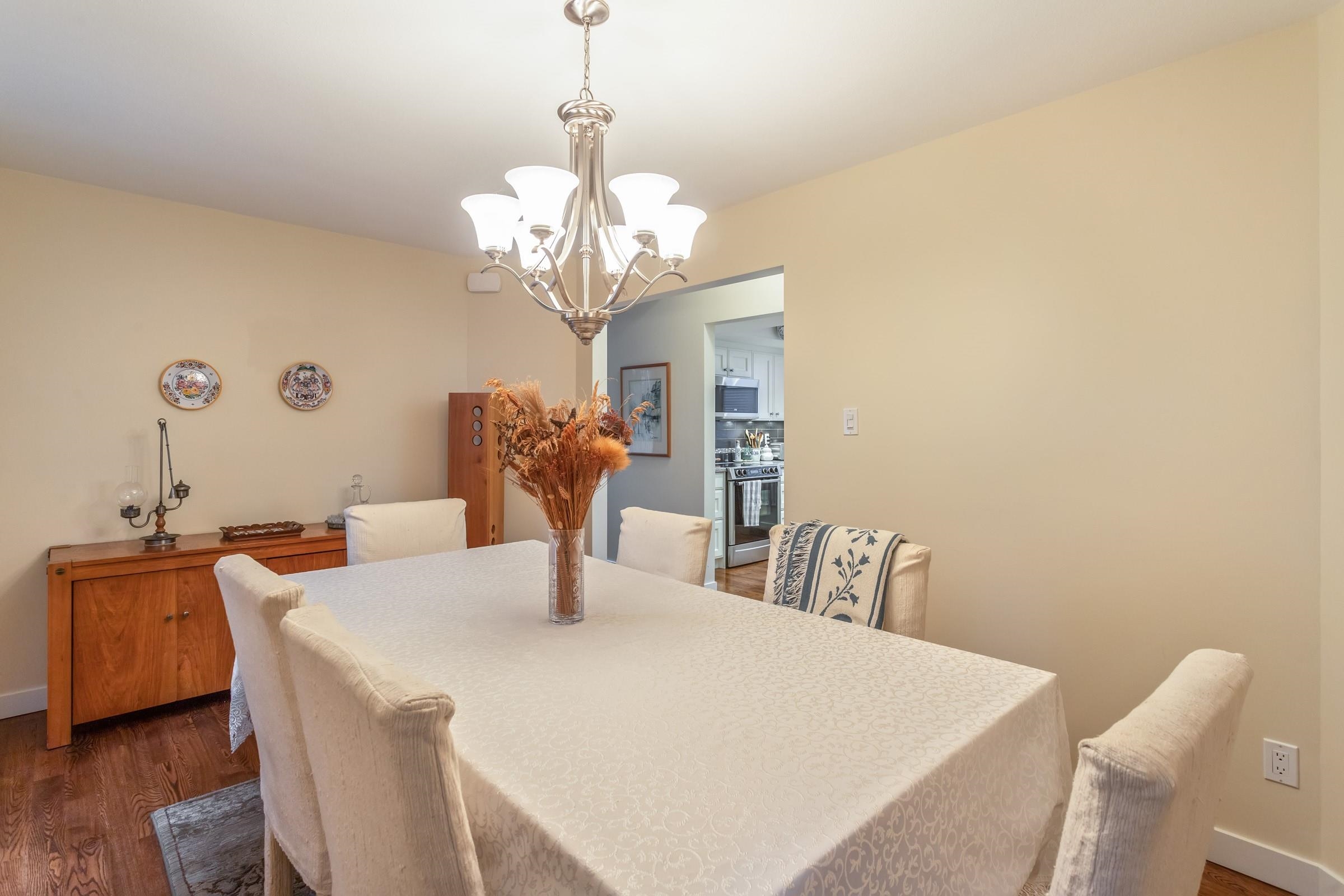 5639 White Pine Lane - MLS&reg; # R3119776
