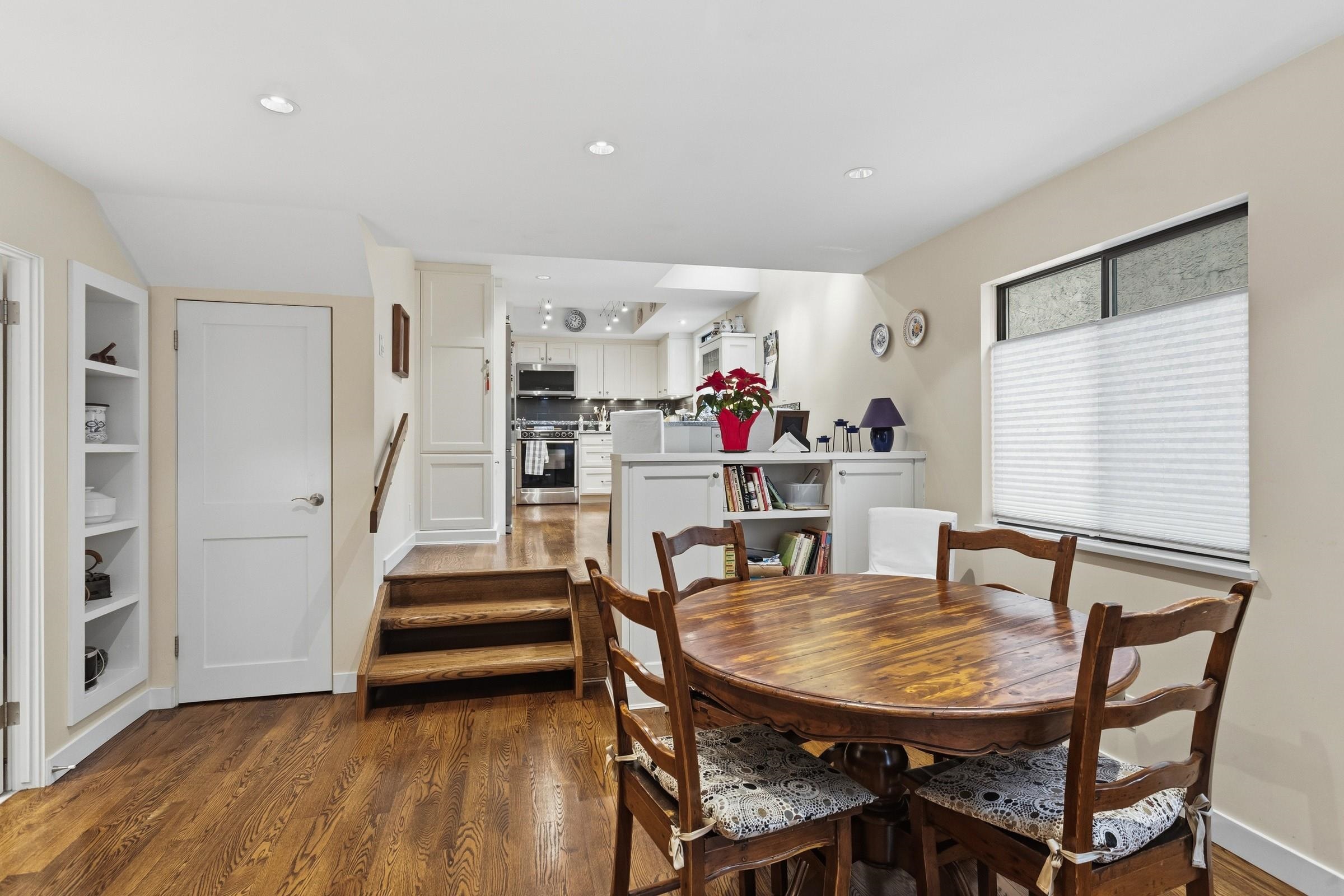  5639 White Pine Lane - MLS&reg; # R3119776