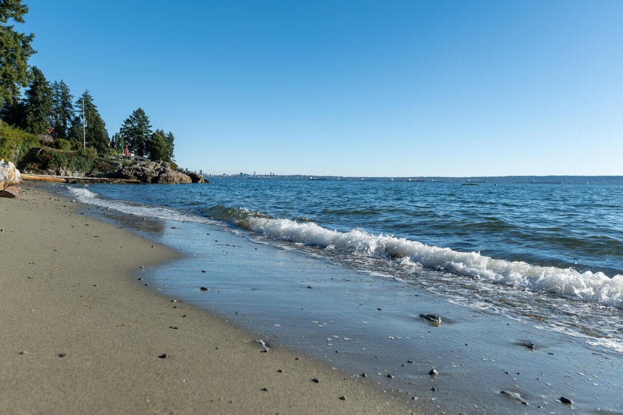  3248 Marine Drive - MLS&reg; # R3121557