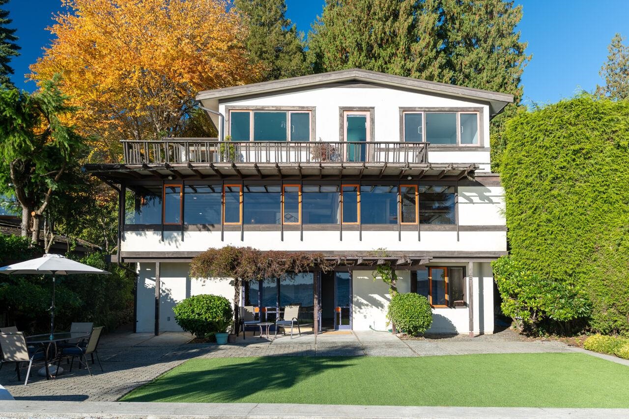  3248 Marine Drive - MLS&reg; # R3121557