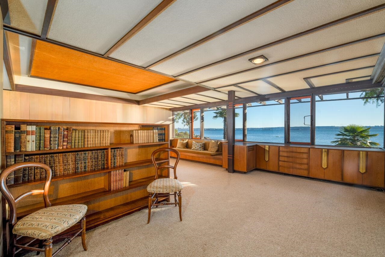  3248 Marine Drive - MLS&reg; # R3121557