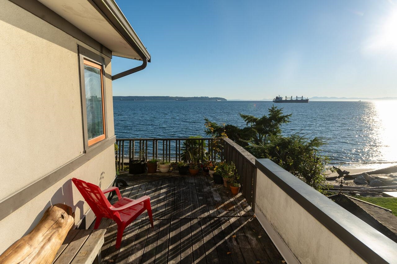  3248 Marine Drive - MLS&reg; # R3121557