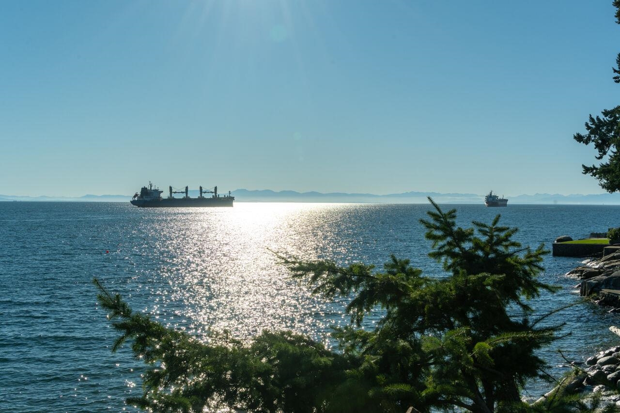  3248 Marine Drive - MLS&reg; # R3121557
