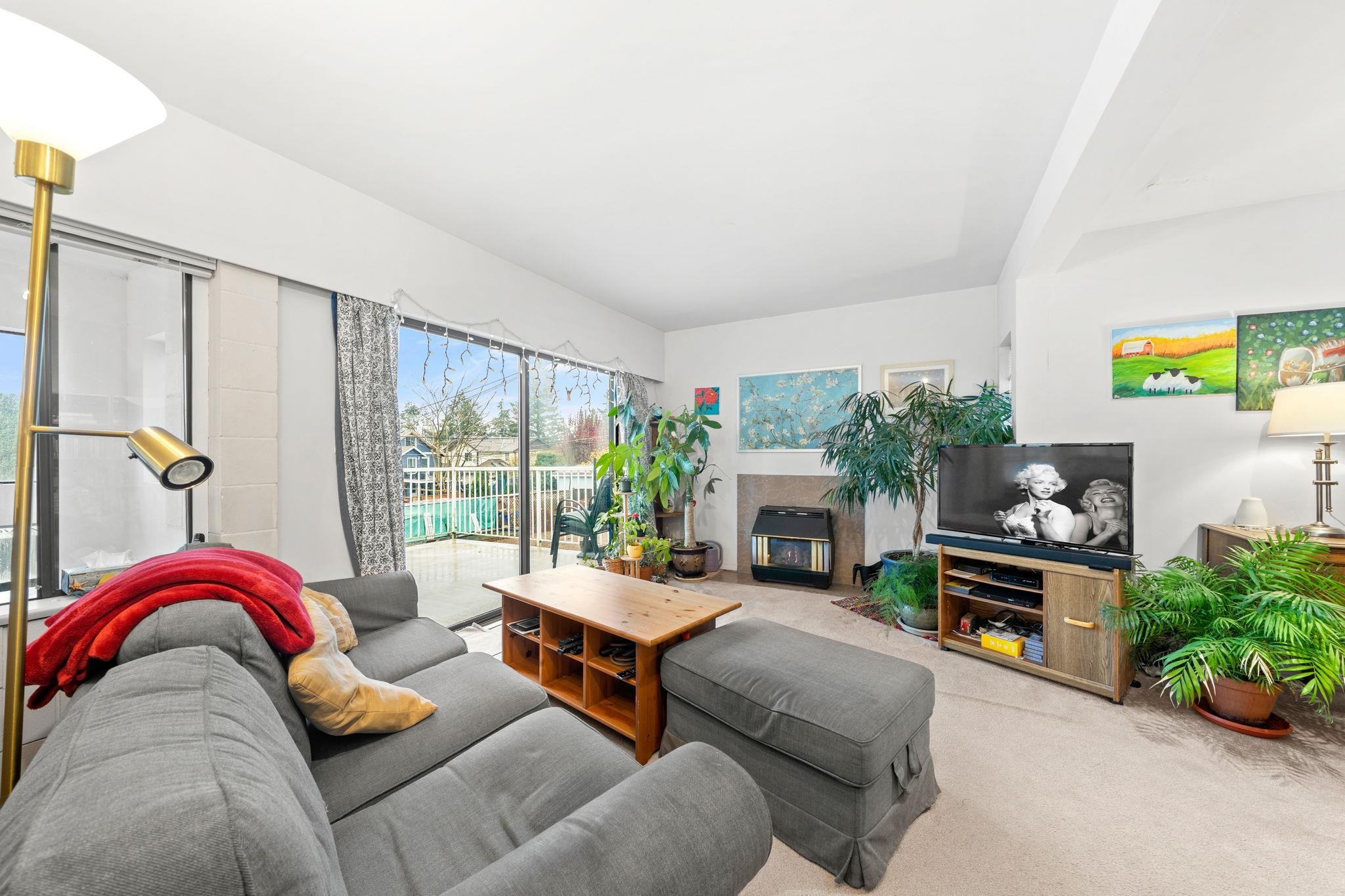  741 14th Street - MLS&reg; # R3121928