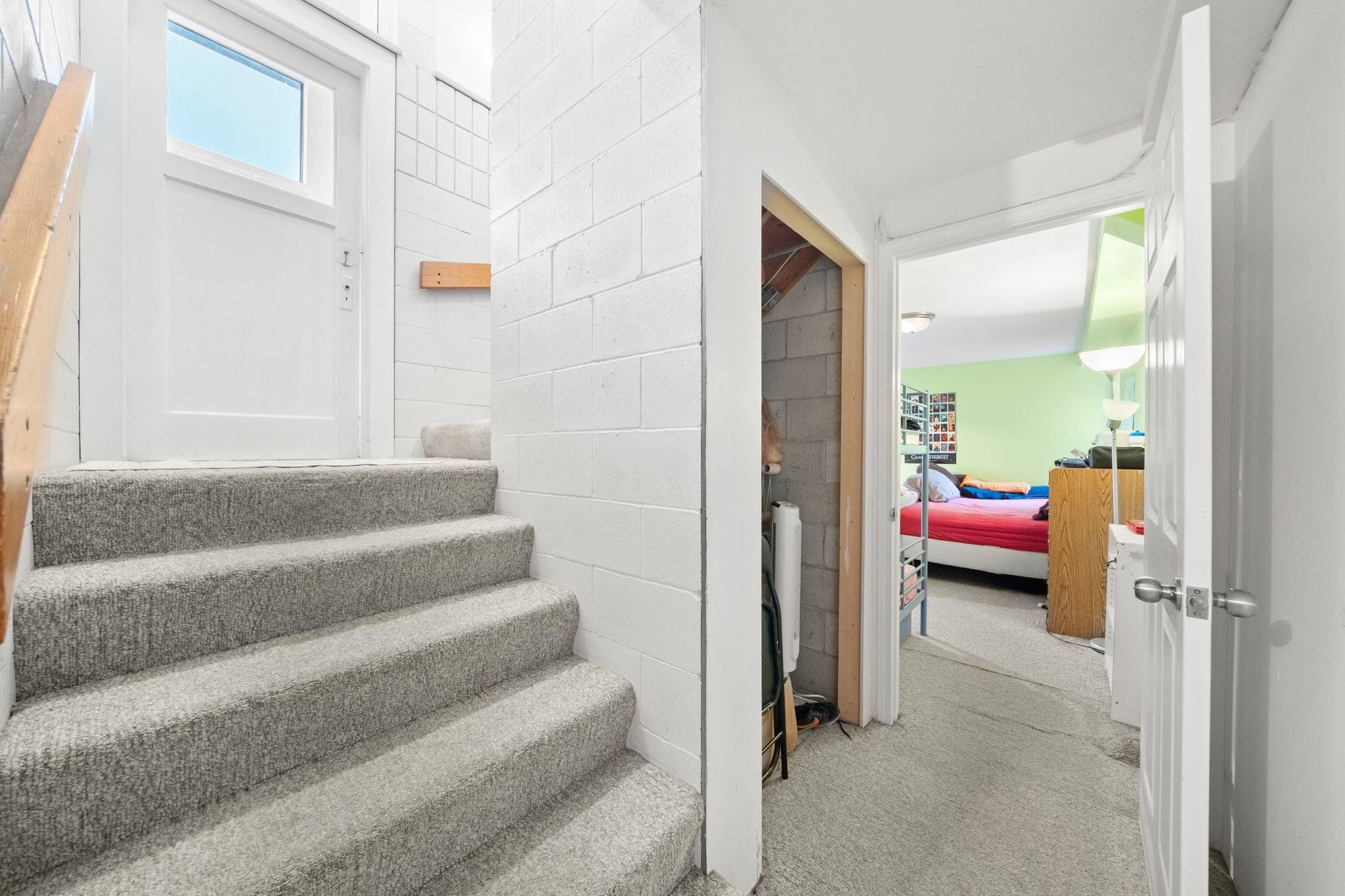  741 14th Street - MLS&reg; # R3121928