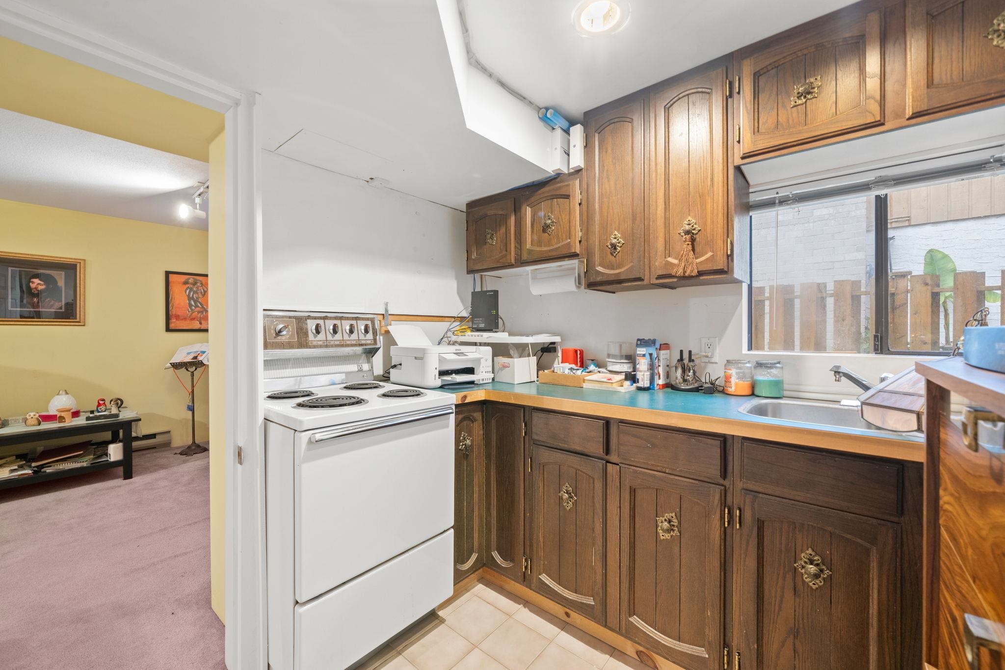  741 14th Street - MLS&reg; # R3121928