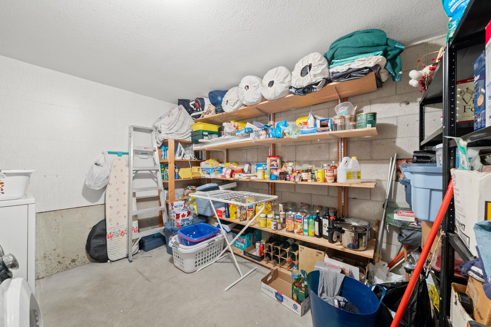  741 14th Street - MLS&reg; # R3121928