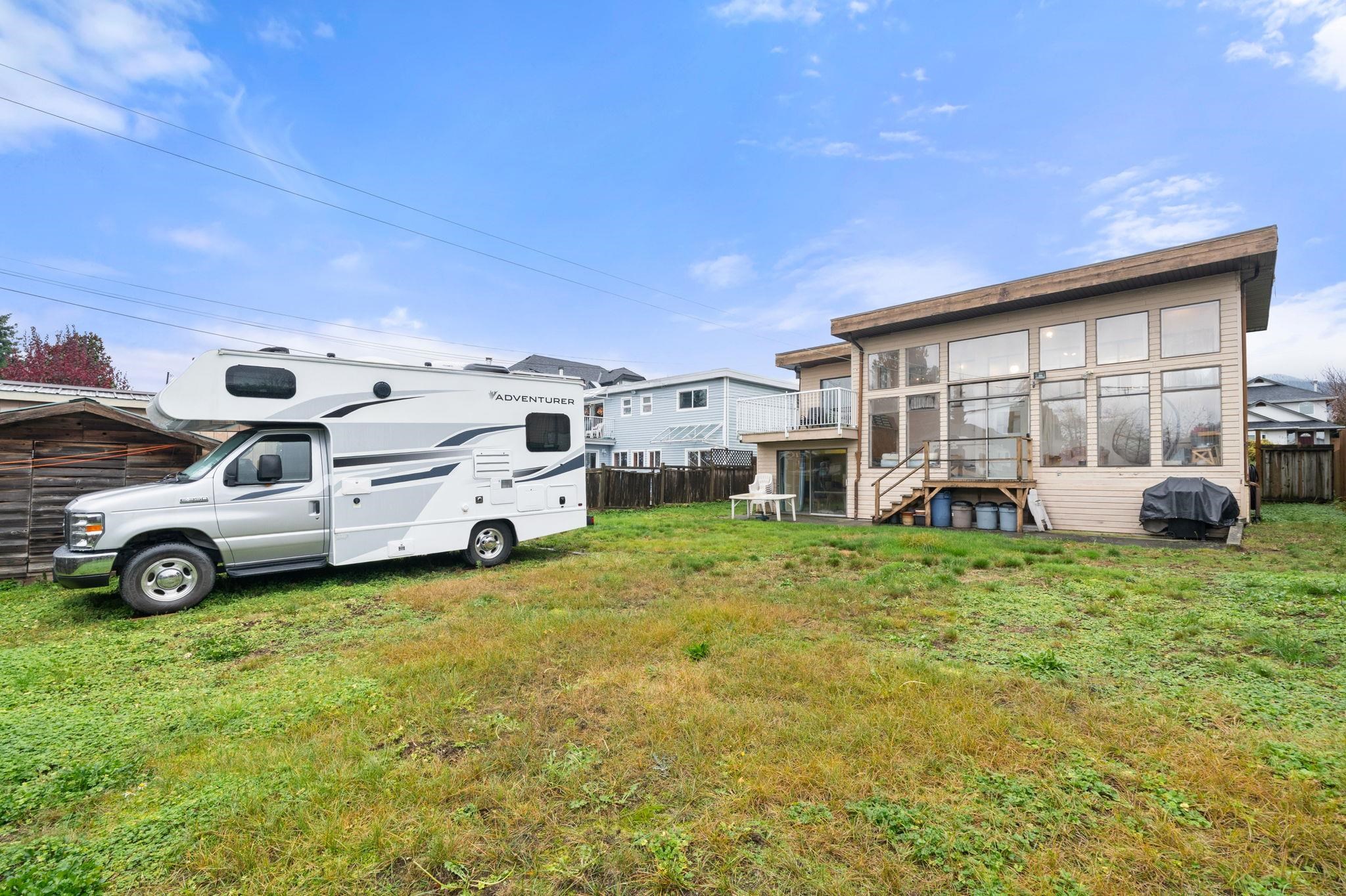  741 14th Street - MLS&reg; # R3121928