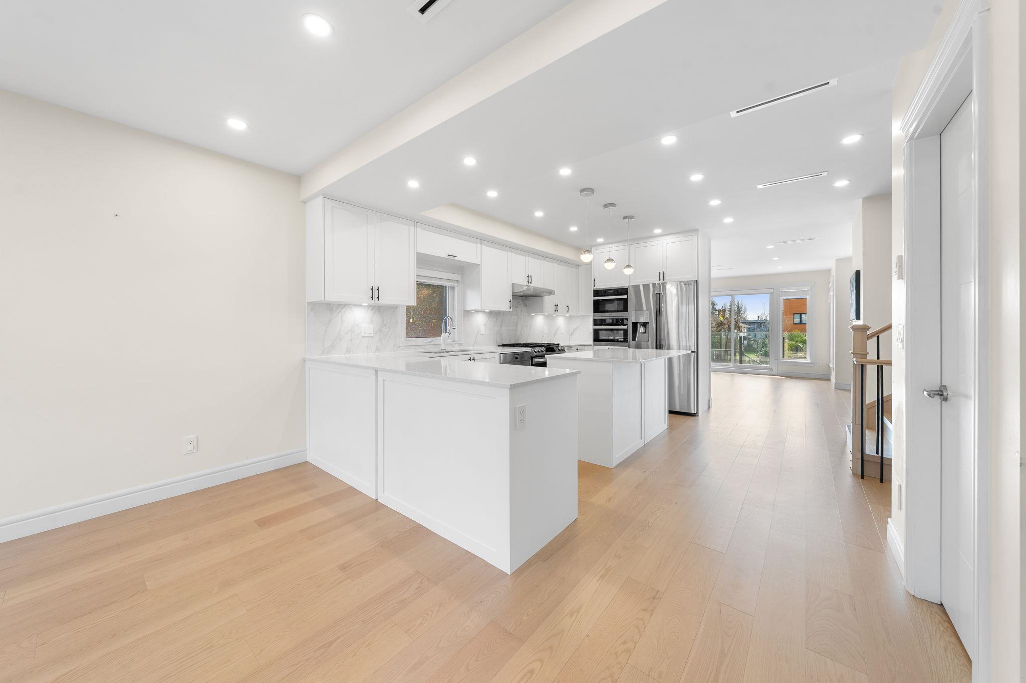  462 14th Street - MLS&reg; # R3122904