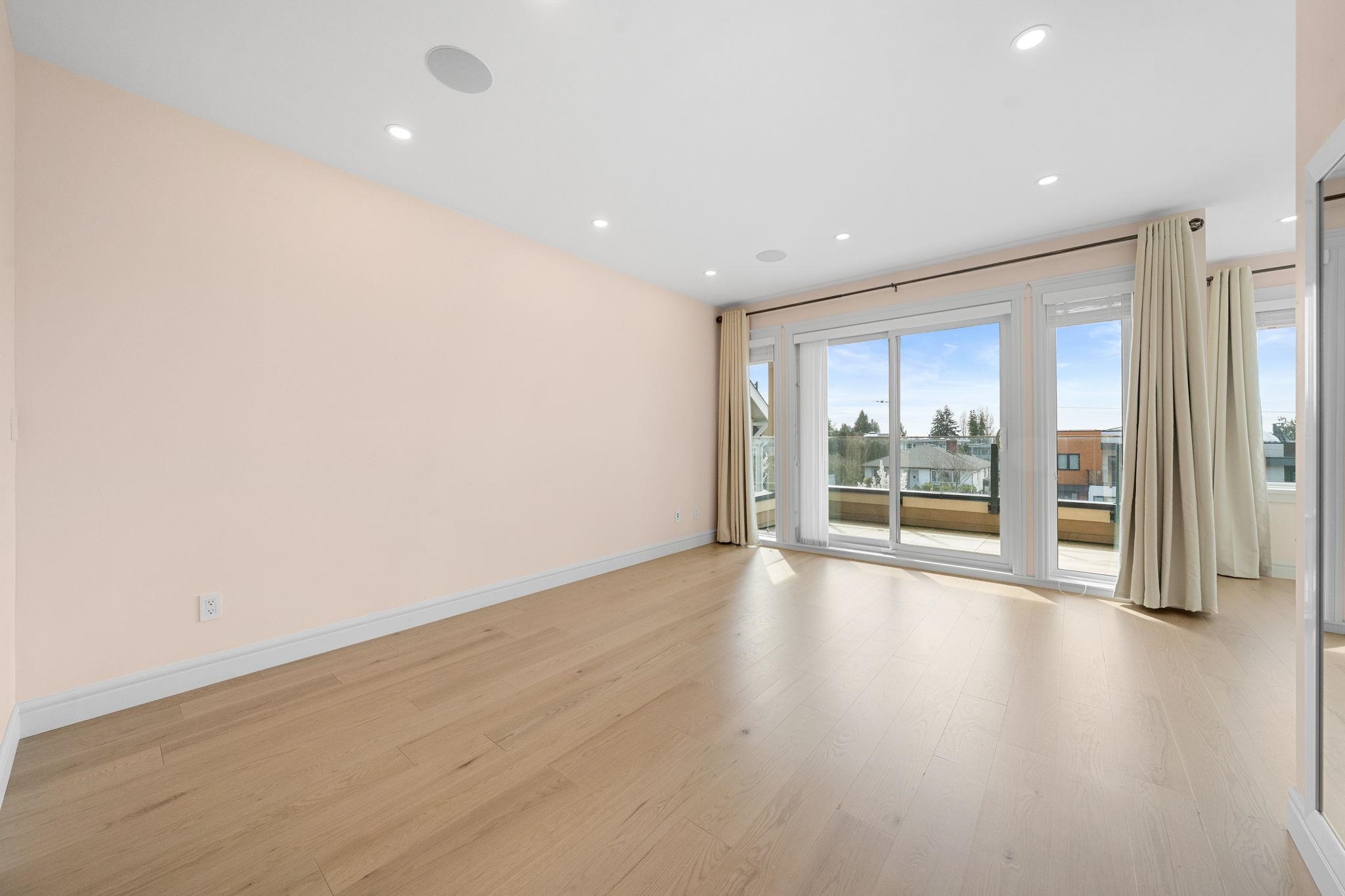  462 14th Street - MLS&reg; # R3122904