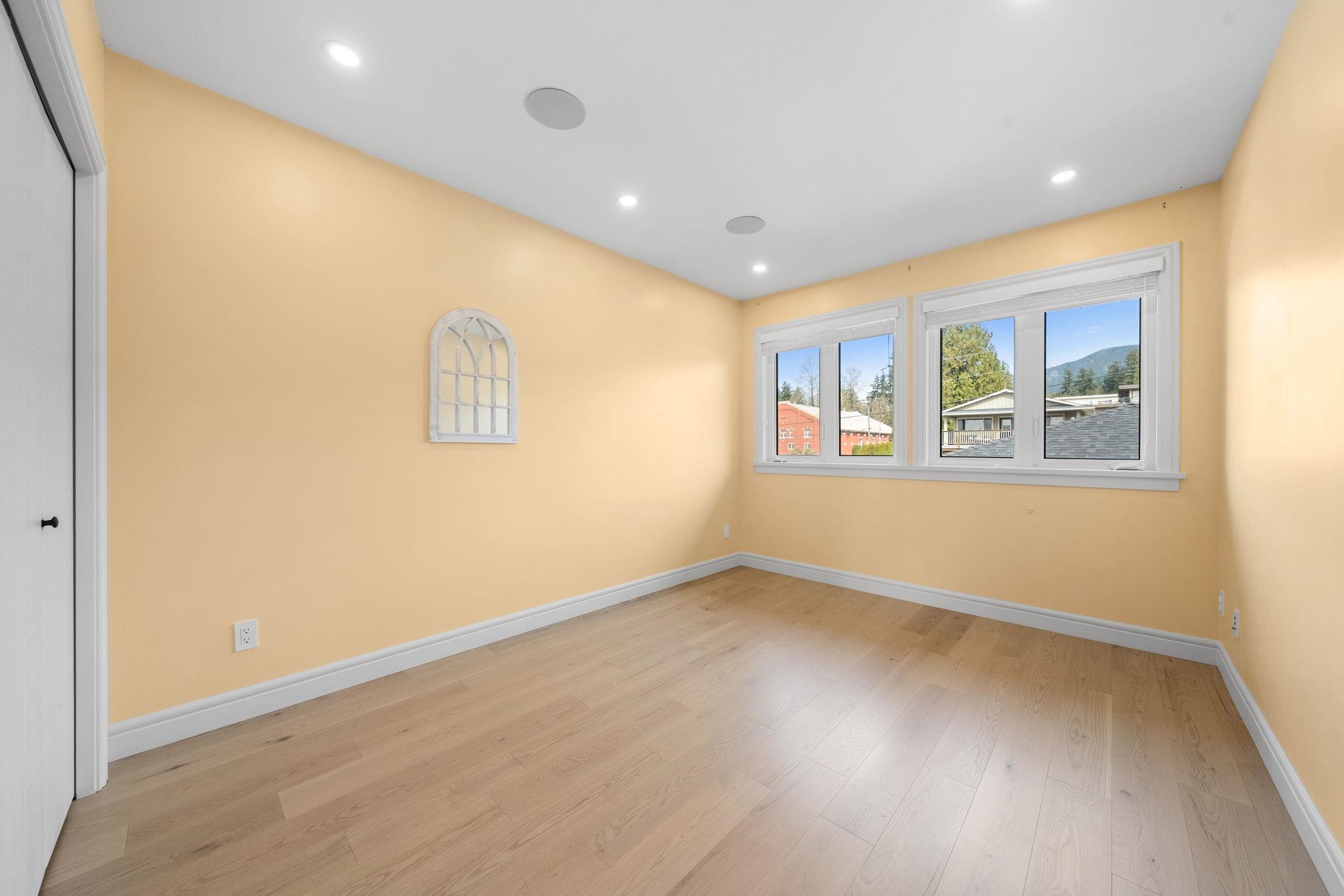  462 14th Street - MLS&reg; # R3122904