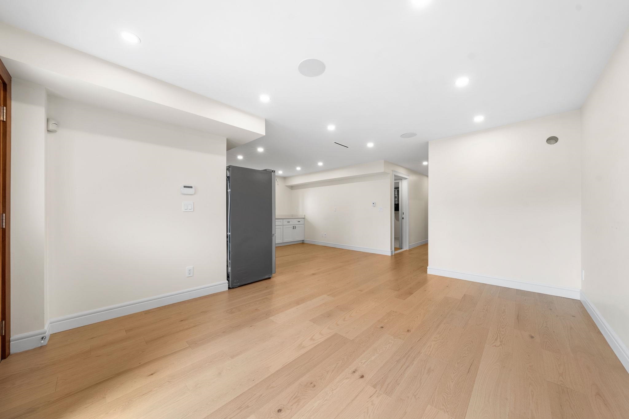  462 14th Street - MLS&reg; # R3122904