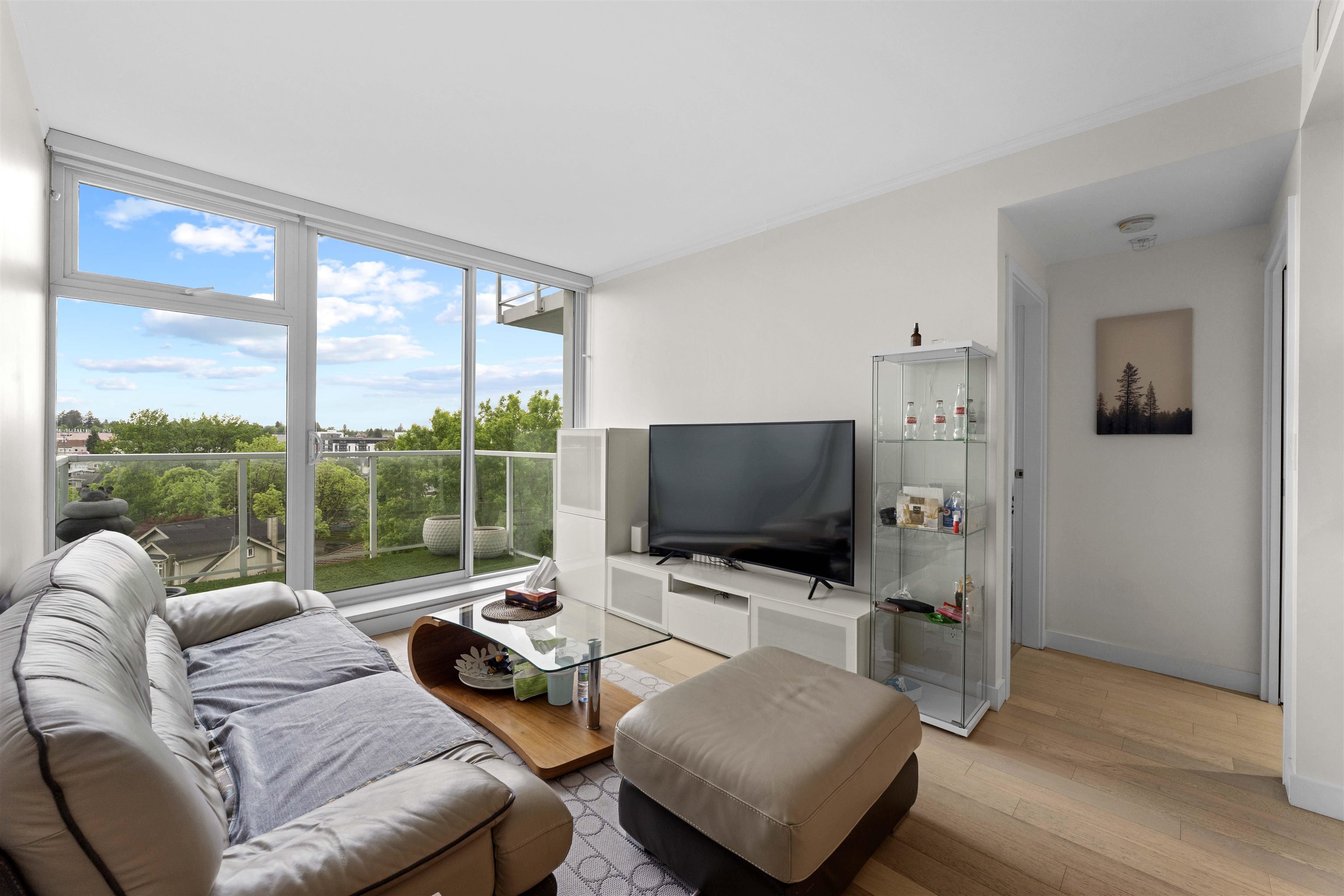 806 2221 30th Avenue - MLS&reg; # R3122990
