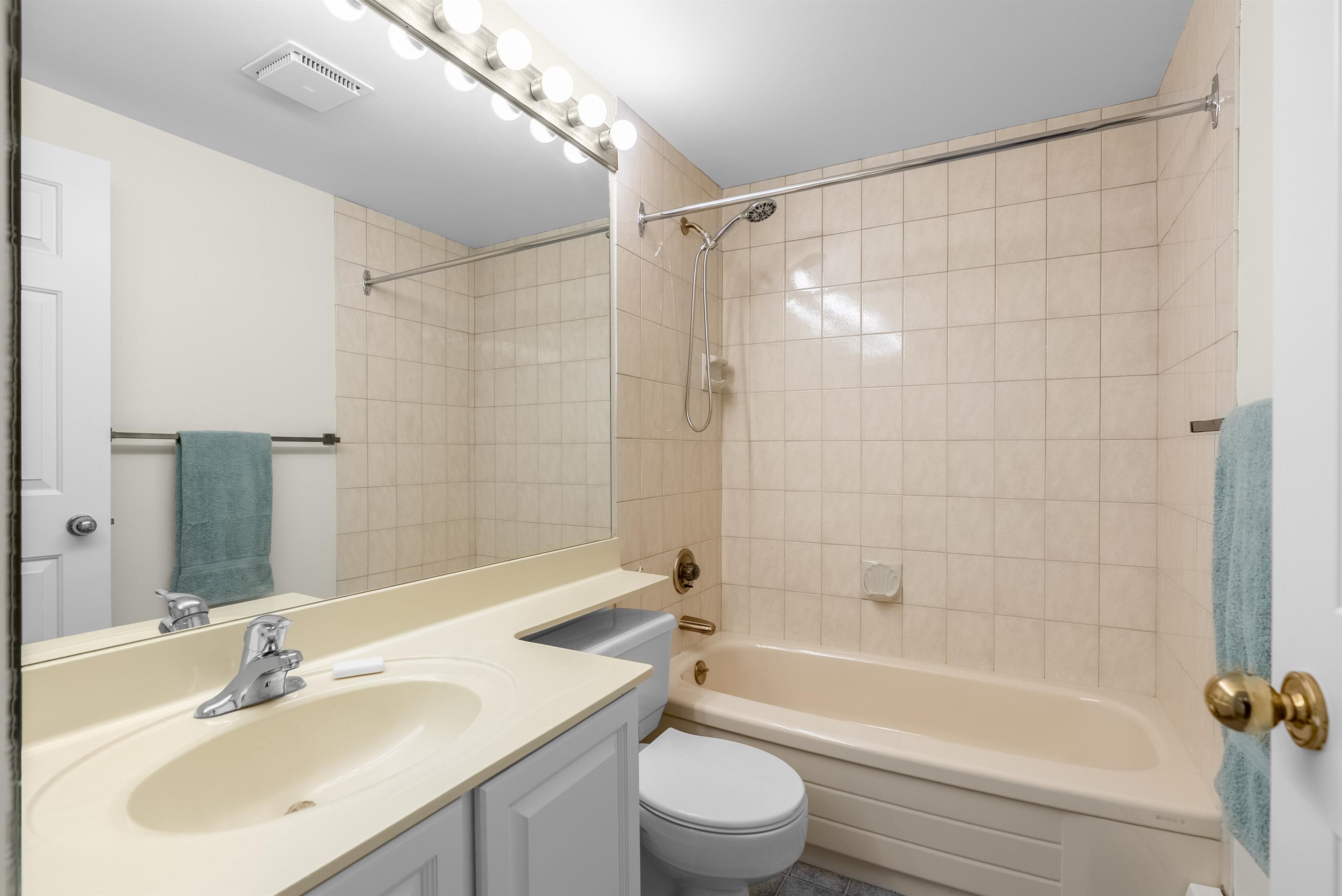  5948 Nancy Greene Way - MLS&reg; # R3123779