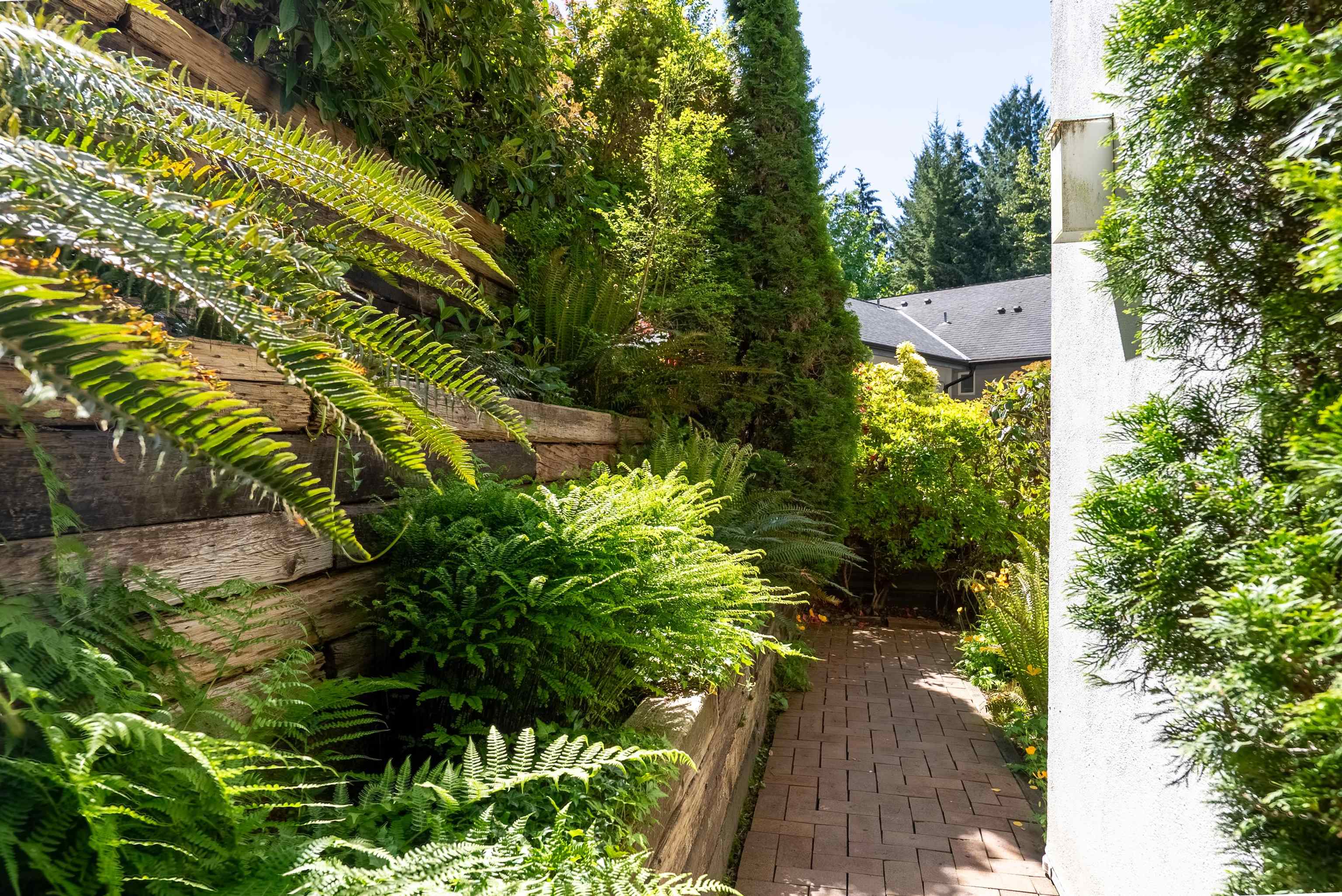  5948 Nancy Greene Way - MLS&reg; # R3123779