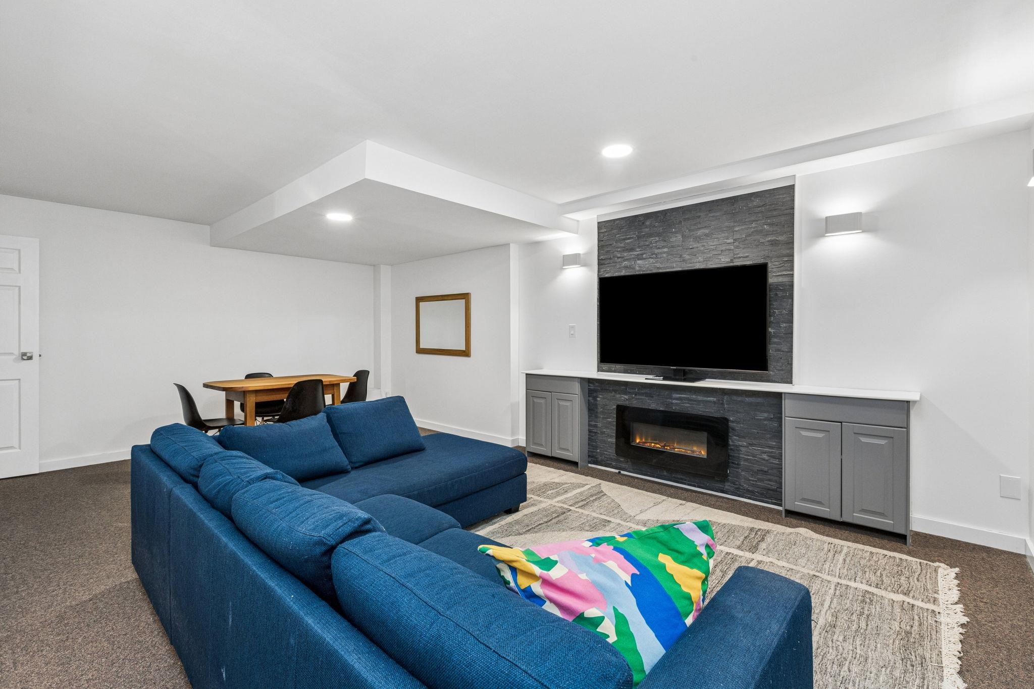  5709 Owl Court - MLS&reg; # R3123936