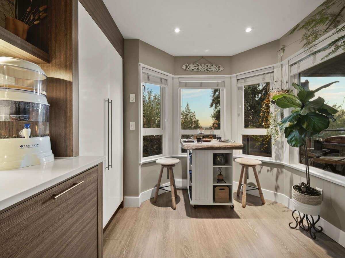 202 2250 Marine Drive - MLS&reg; # R3124031