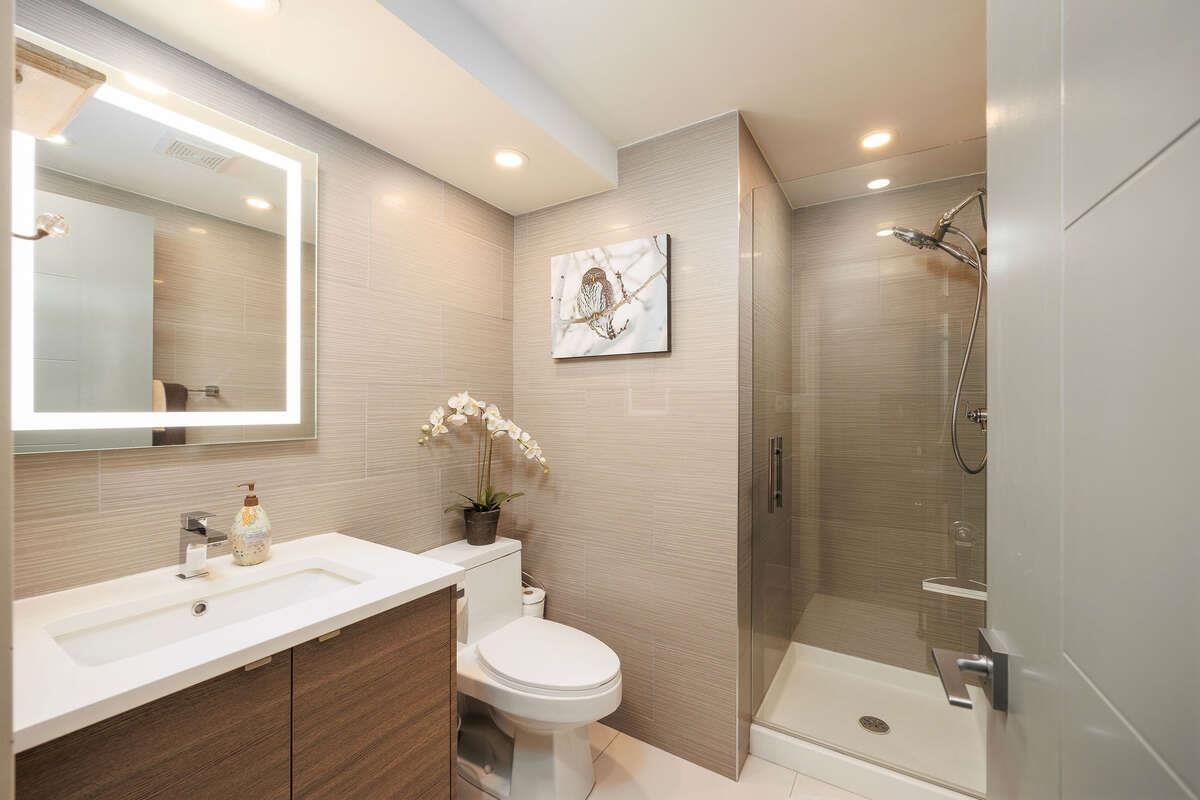 202 2250 Marine Drive - MLS&reg; # R3124031