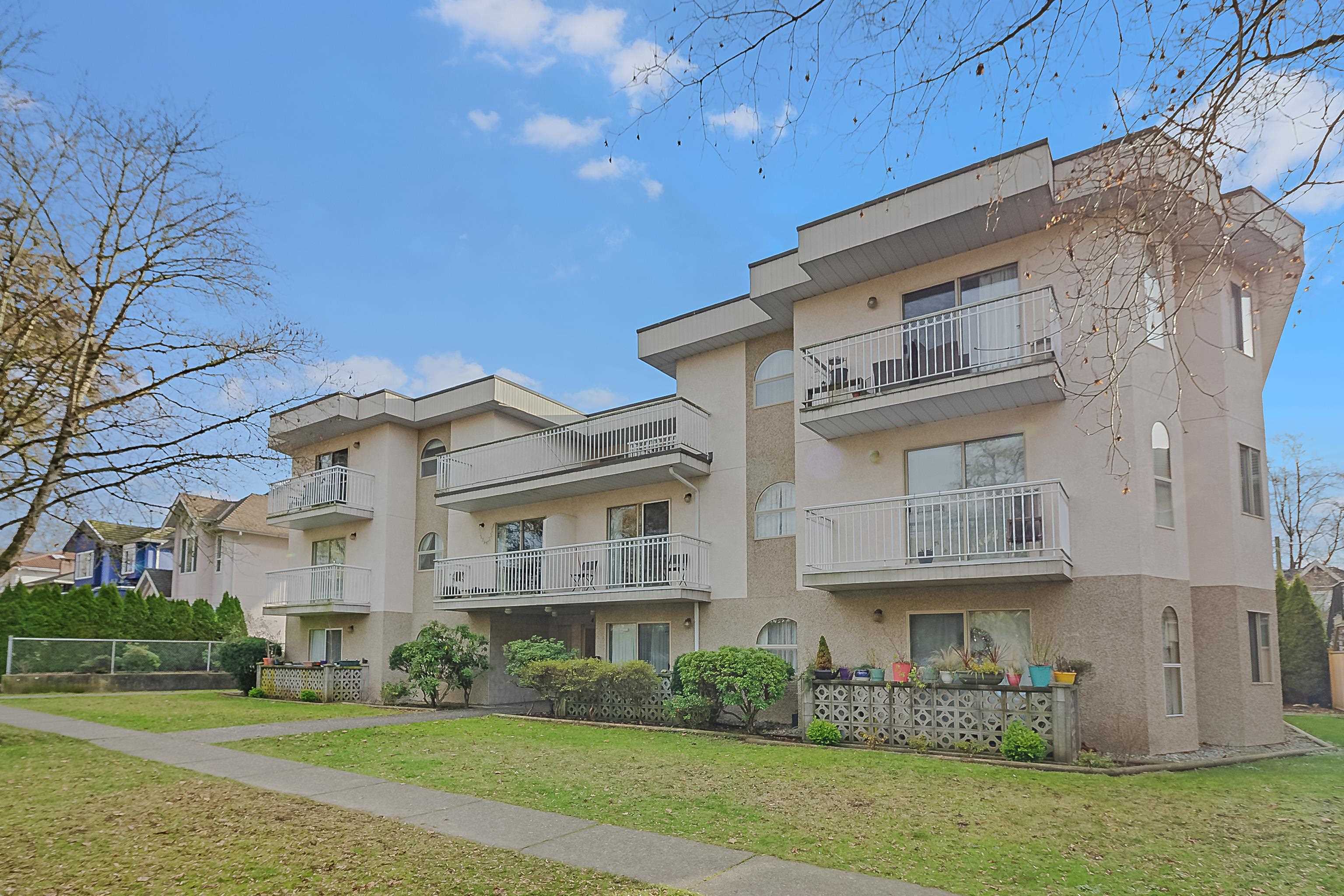 303 458 44th Avenue - MLS&reg; # R3124188